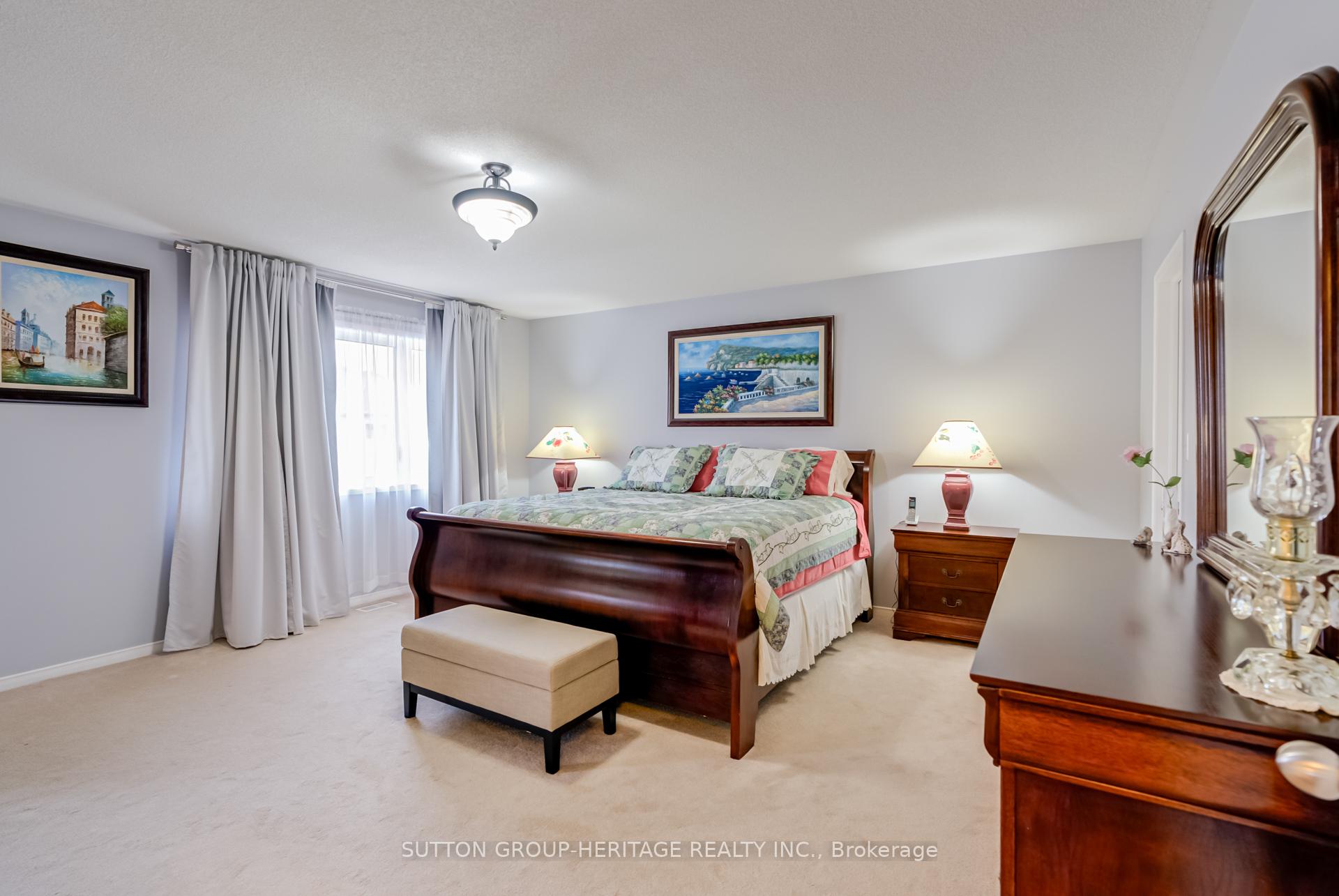 Photo 20 of 162 Ice Palace Crescent E, Oshawa, Windfields — HOMEH