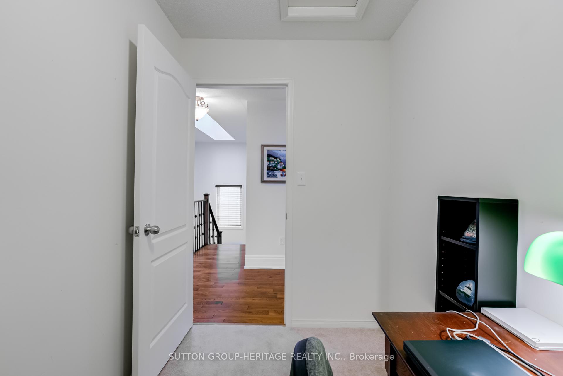 Photo 32 of 162 Ice Palace Crescent E, Oshawa, Windfields — HOMEH