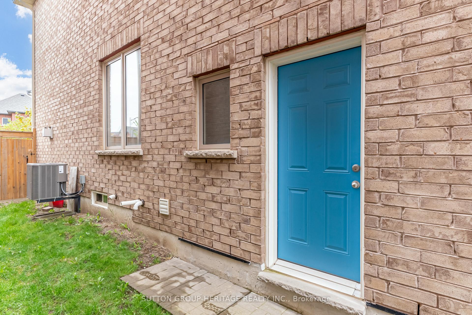 Photo 40 of 162 Ice Palace Crescent E, Oshawa, Windfields — HOMEH