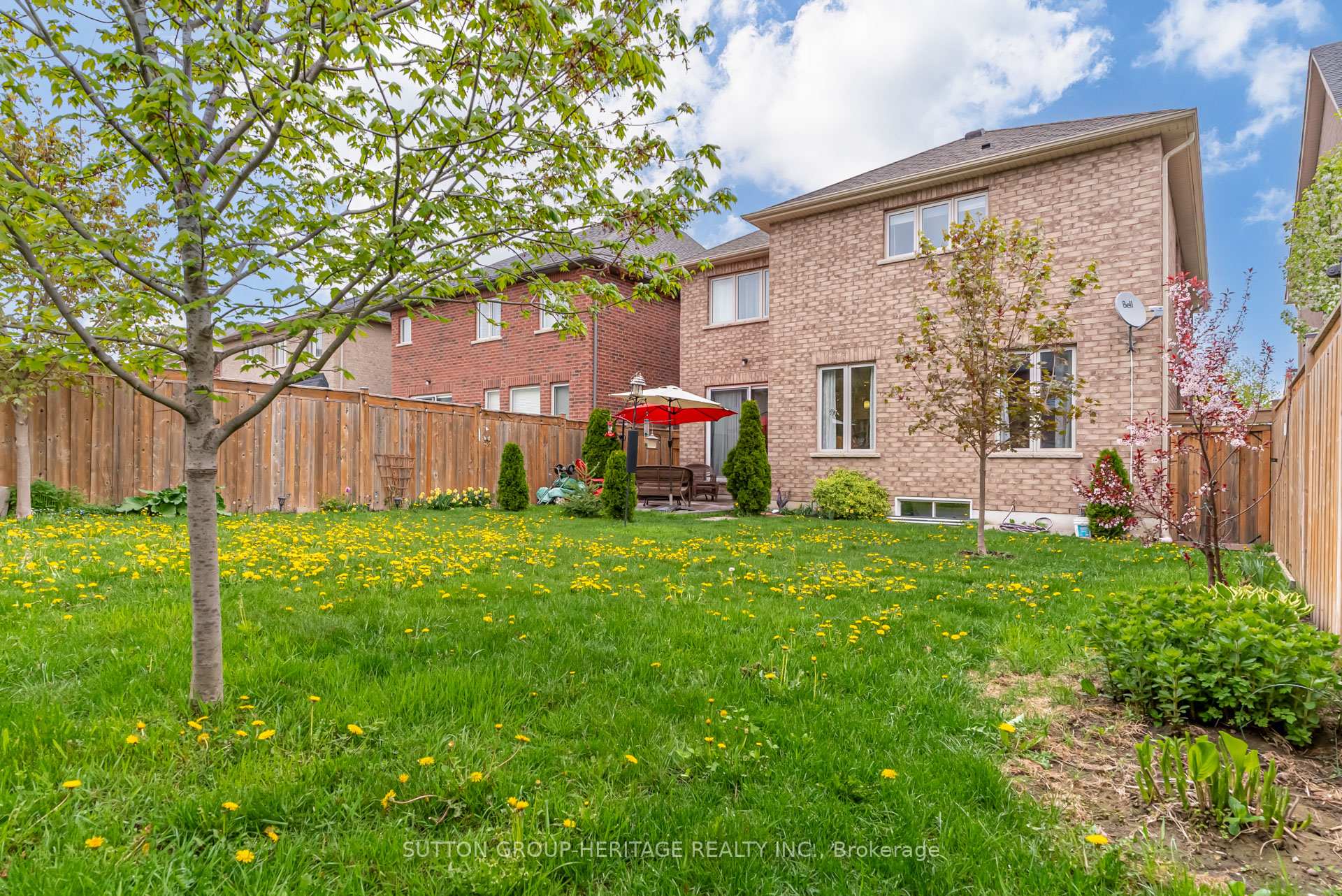 Photo 35 of 162 Ice Palace Crescent E, Oshawa, Windfields — HOMEH