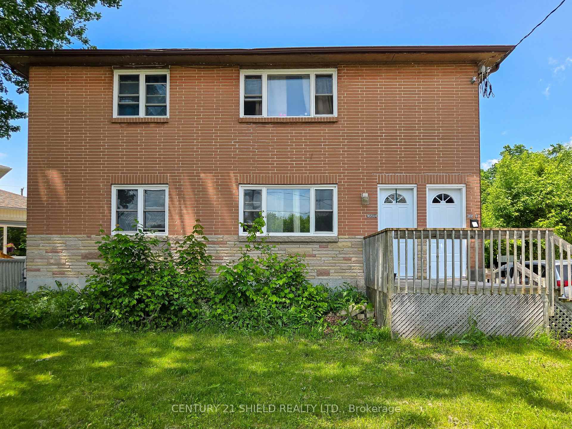 Photo 1 of 1204-1206 Caswell Crescent, Cornwall — HOMEH