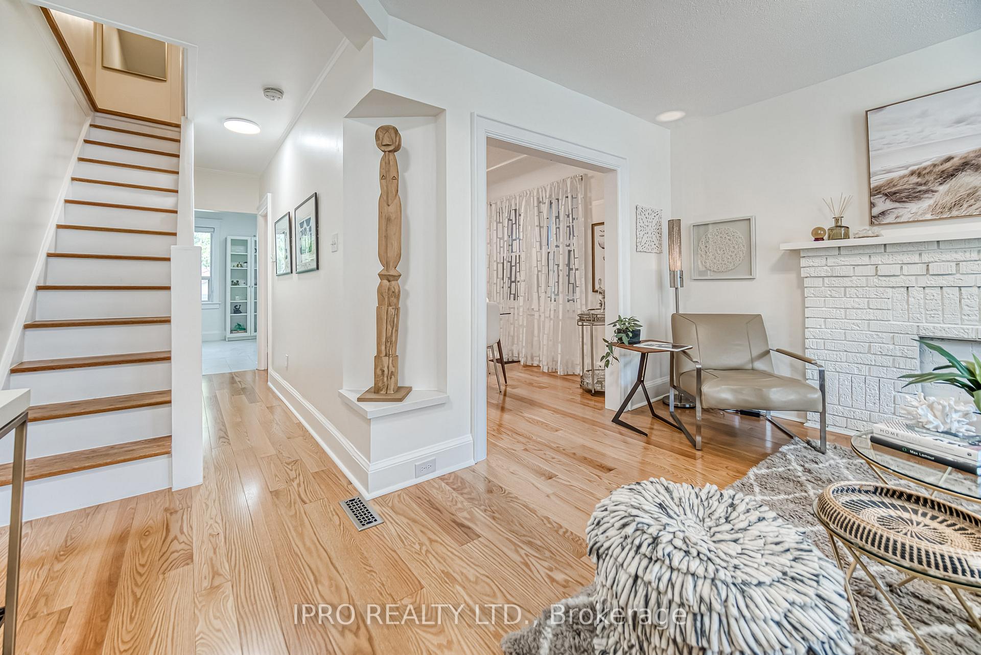 Photo 15 of 962 Logan Avenue, Toronto, Playter Estates-Danforth — HOMEH