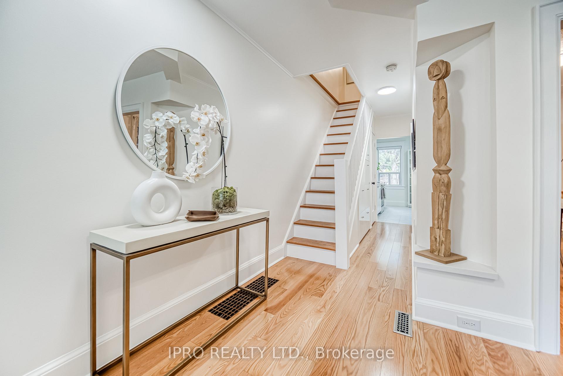 Photo 26 of 962 Logan Avenue, Toronto, Playter Estates-Danforth — HOMEH