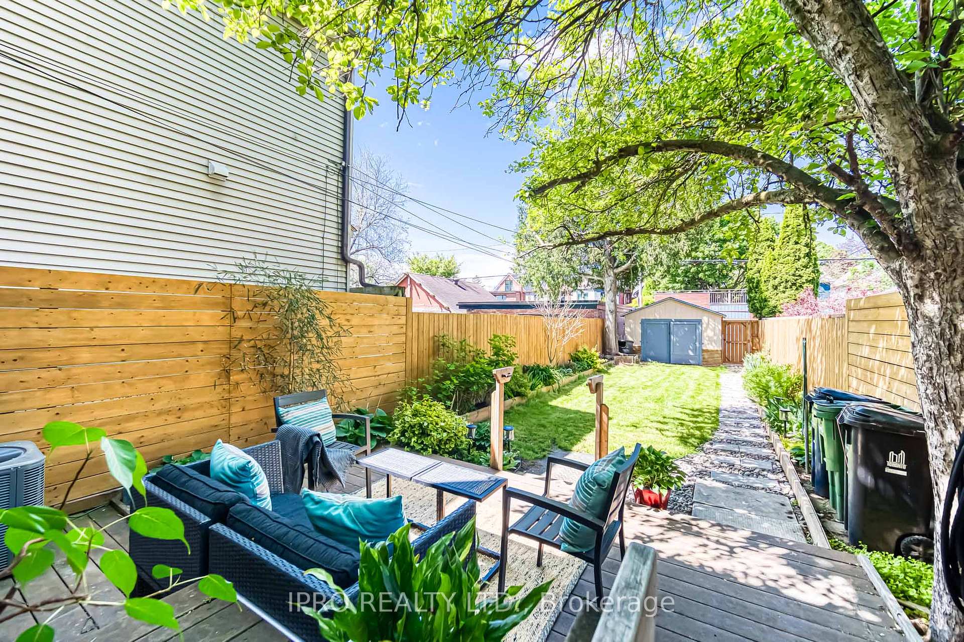 Photo 14 of 962 Logan Avenue, Toronto, Playter Estates-Danforth — HOMEH