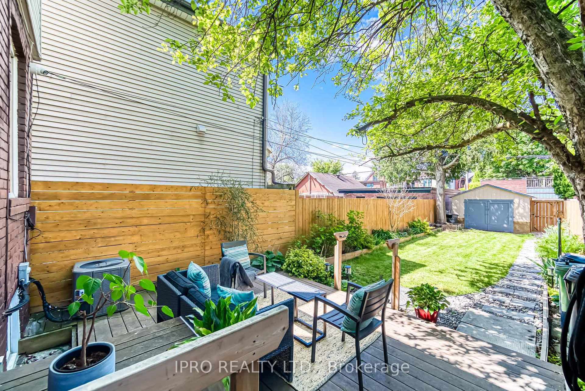 Photo 10 of 962 Logan Avenue, Toronto, Playter Estates-Danforth — HOMEH
