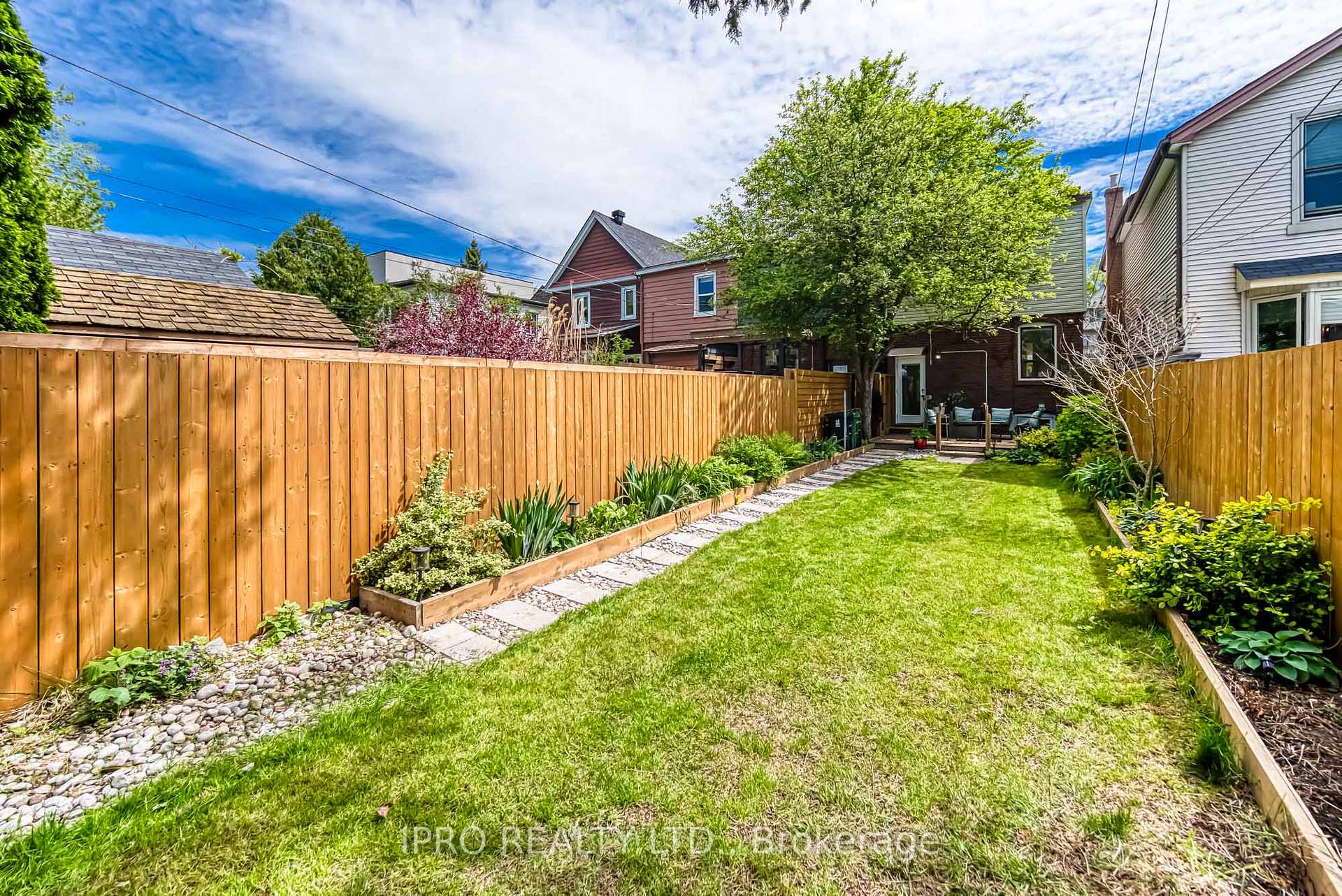 Photo 30 of 962 Logan Avenue, Toronto, Playter Estates-Danforth — HOMEH