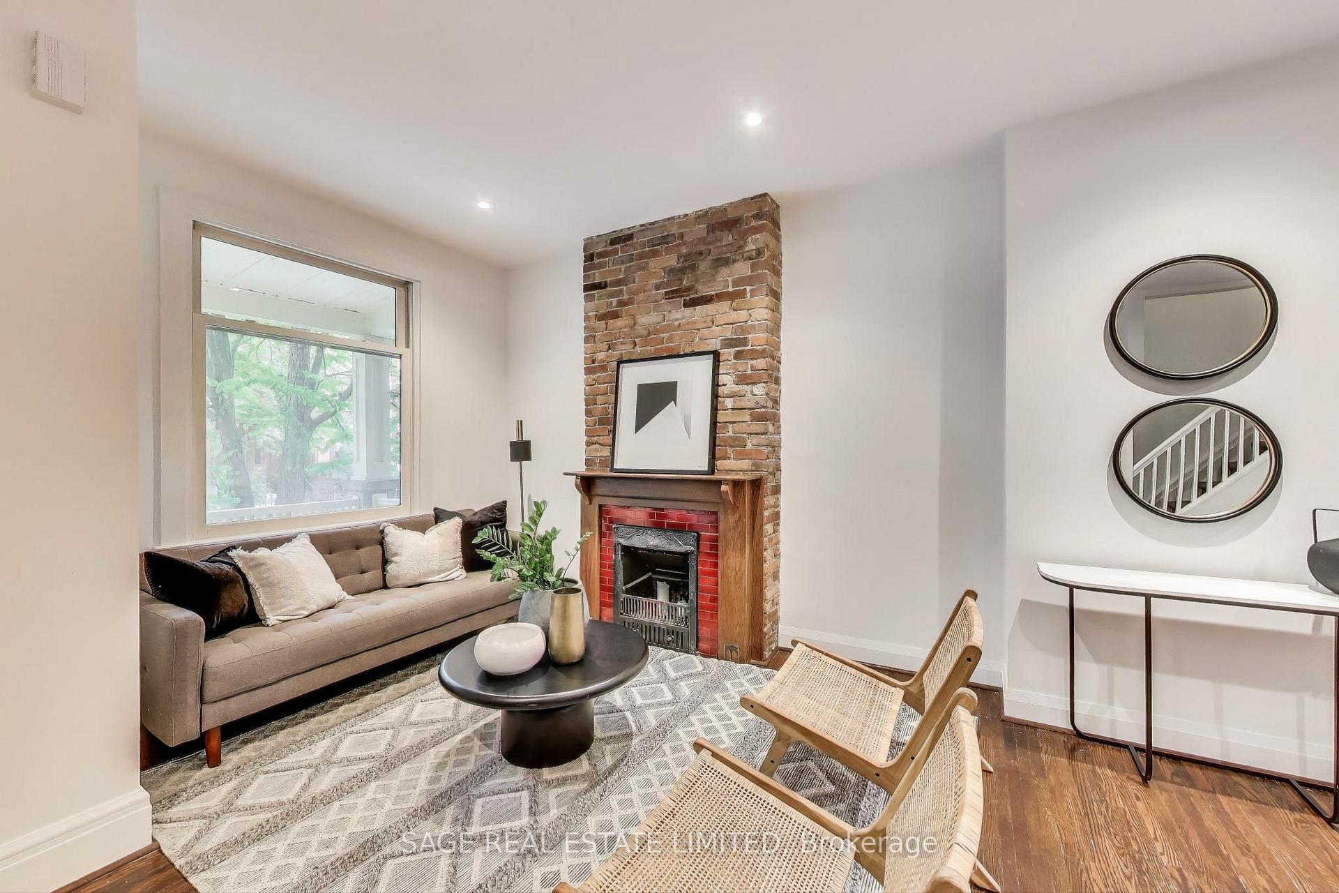 Photo 4 of 19 Salisbury Avenue, Toronto, Cabbagetown-South St. James Town — HOMEH