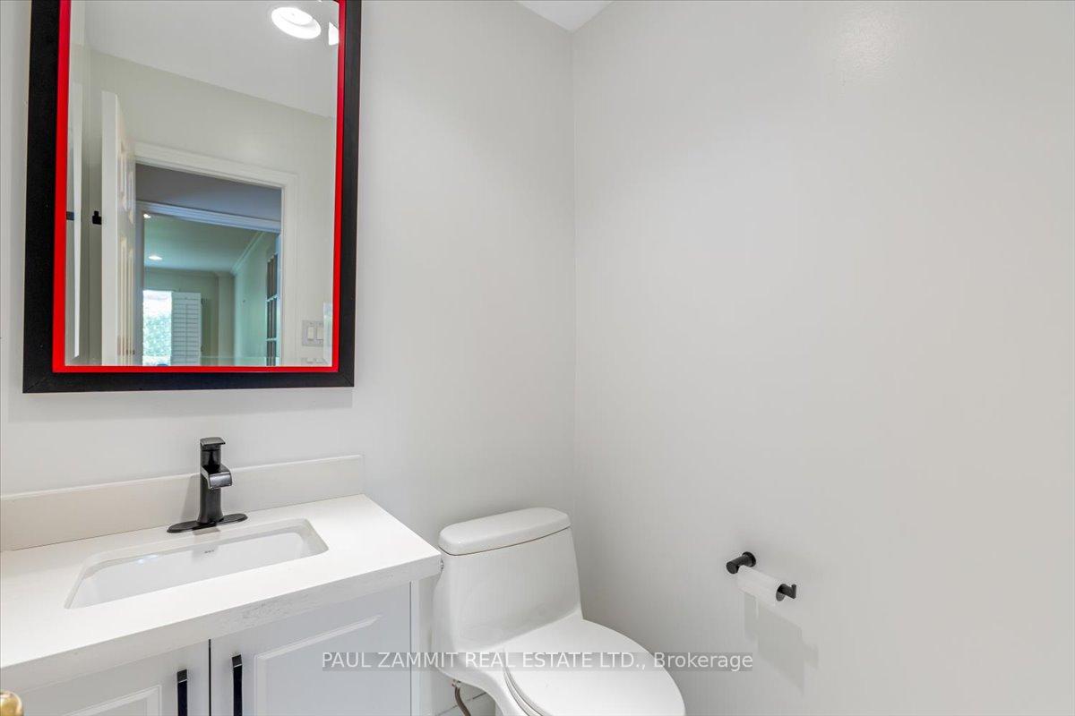 Photo 2 of 27 Prince Edward Boulevard, Markham, Thornlea — HOMEH