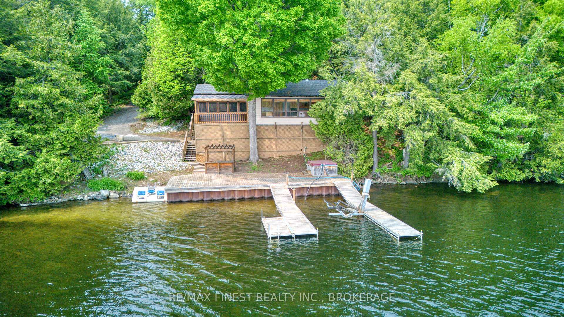 Photo 32 of 1140B Point Lane, Central Frontenac, Frontenac Centre — HOMEH