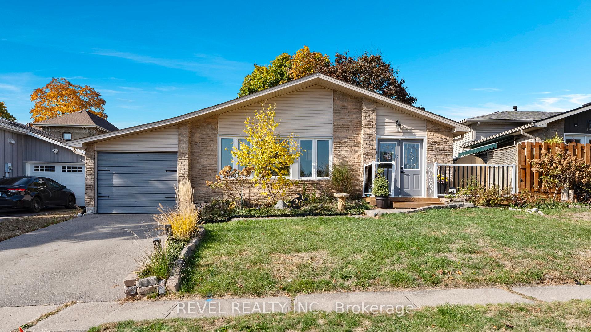 Photo 6 of 20 Columbine Crescent, Brant, Paris — HOMEH