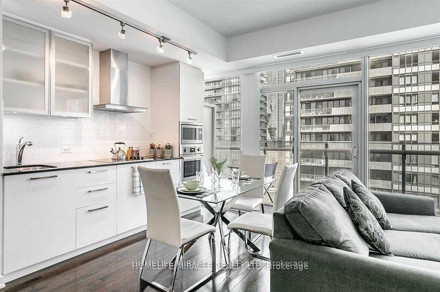 Photo 10 of Unit 2912, 14 York Street, Toronto, Waterfront Communities — HOMEH
