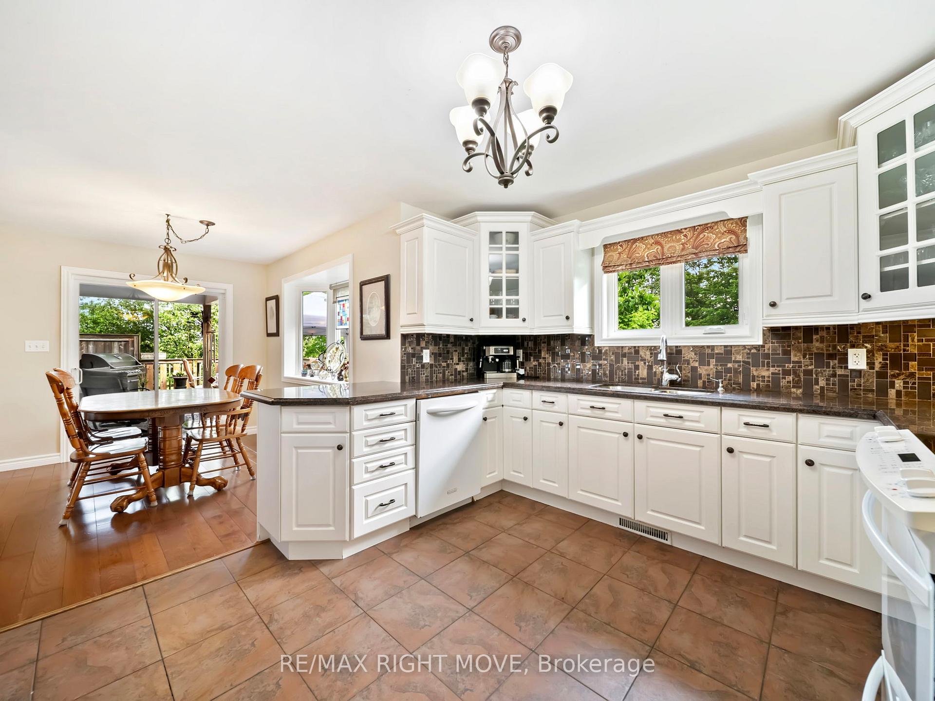 Photo 14 of 4672 Zachary Crescent, Ramara, Atherley — HOMEH