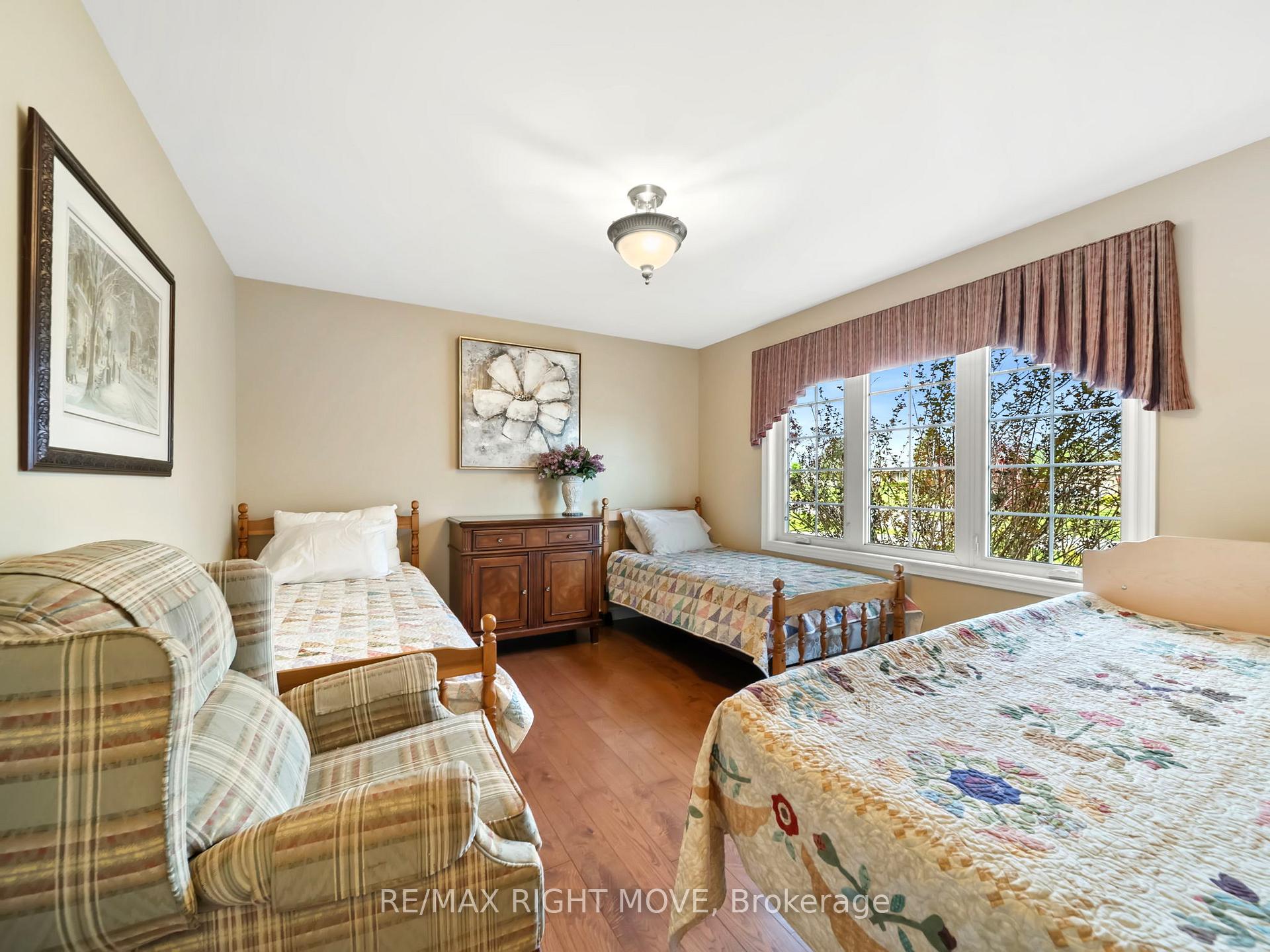 Photo 18 of 4672 Zachary Crescent, Ramara, Atherley — HOMEH