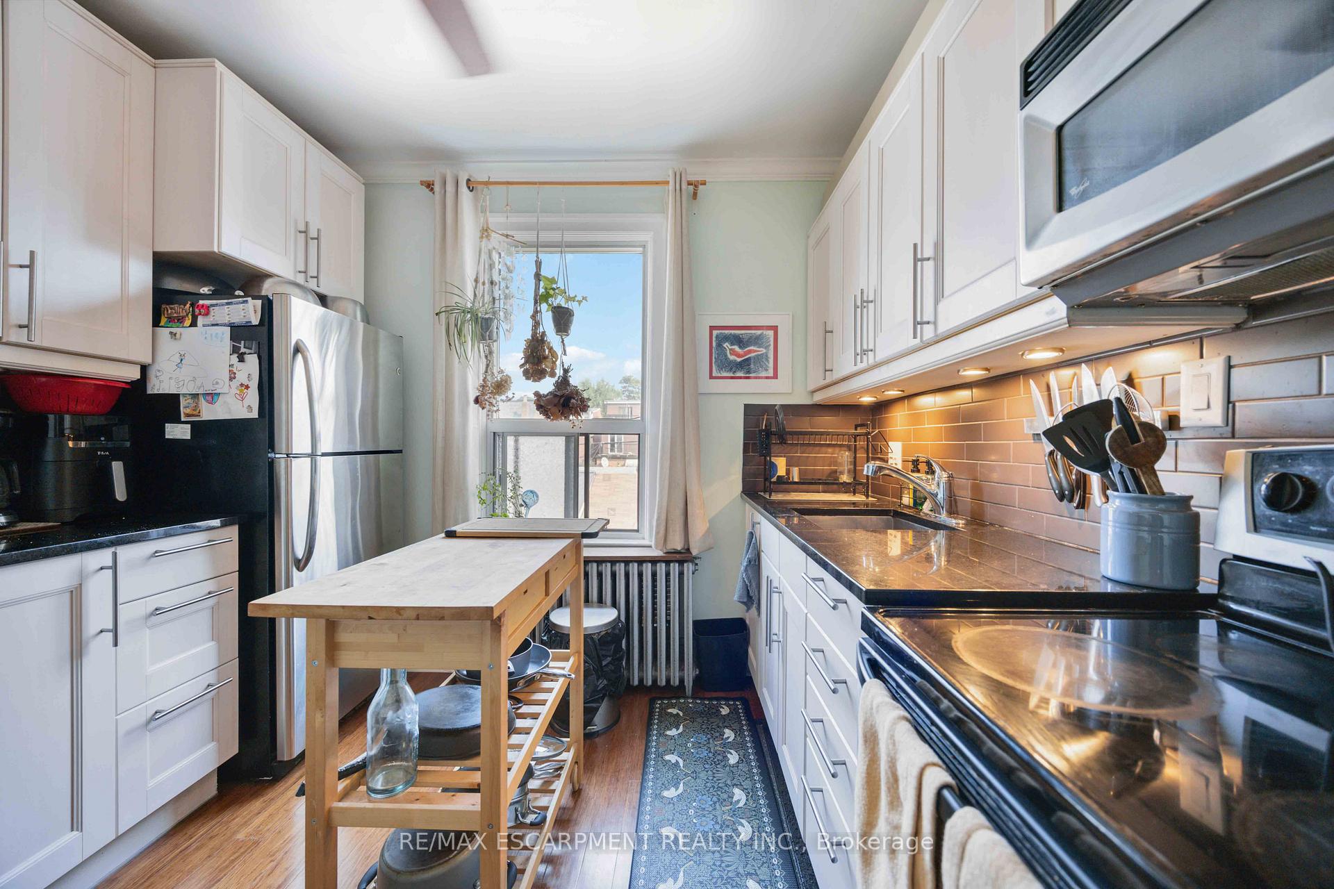 Photo 26 of 689 Dovercourt Road, Toronto, Palmerston-Little Italy — HOMEH
