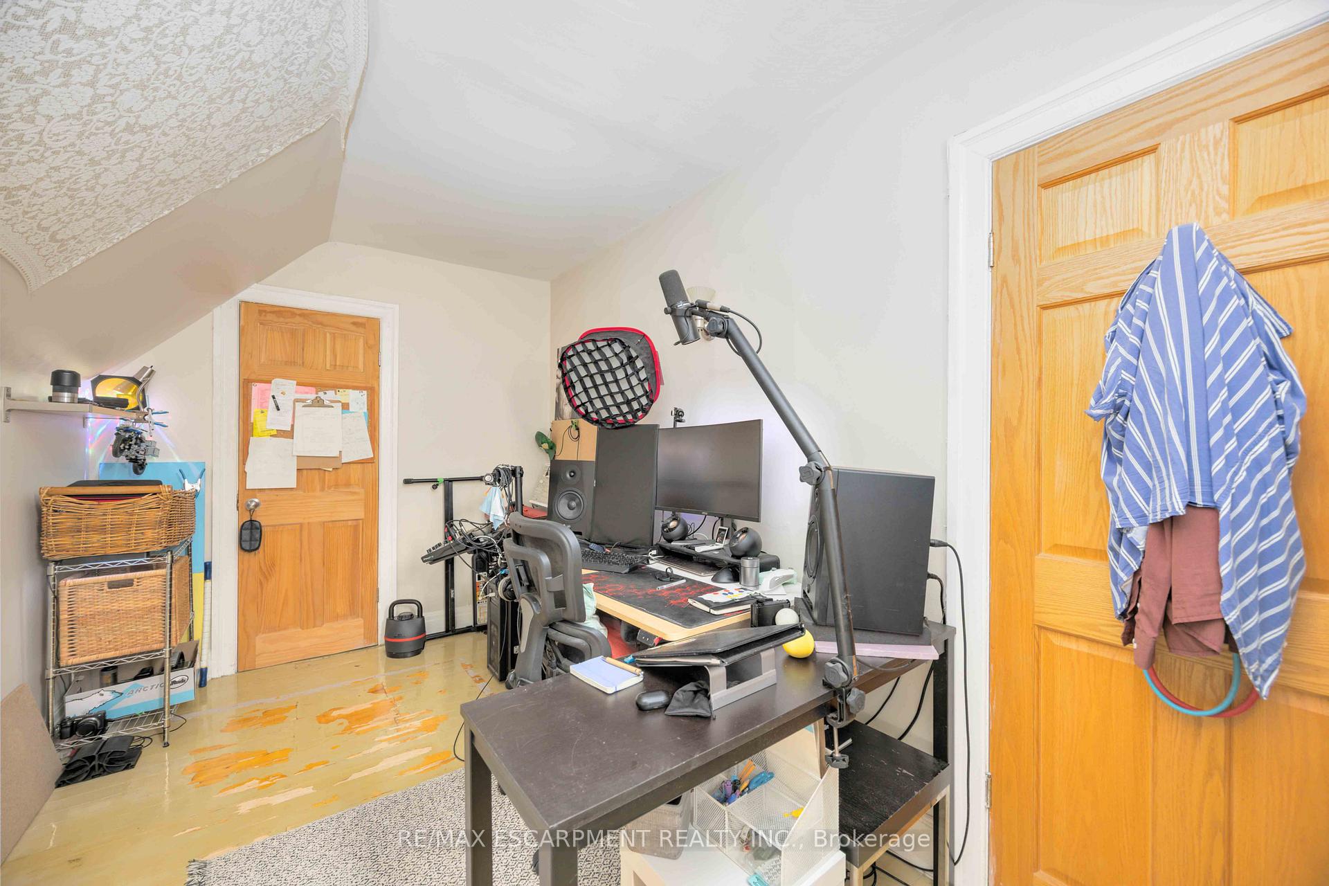 Photo 32 of 689 Dovercourt Road, Toronto, Palmerston-Little Italy — HOMEH