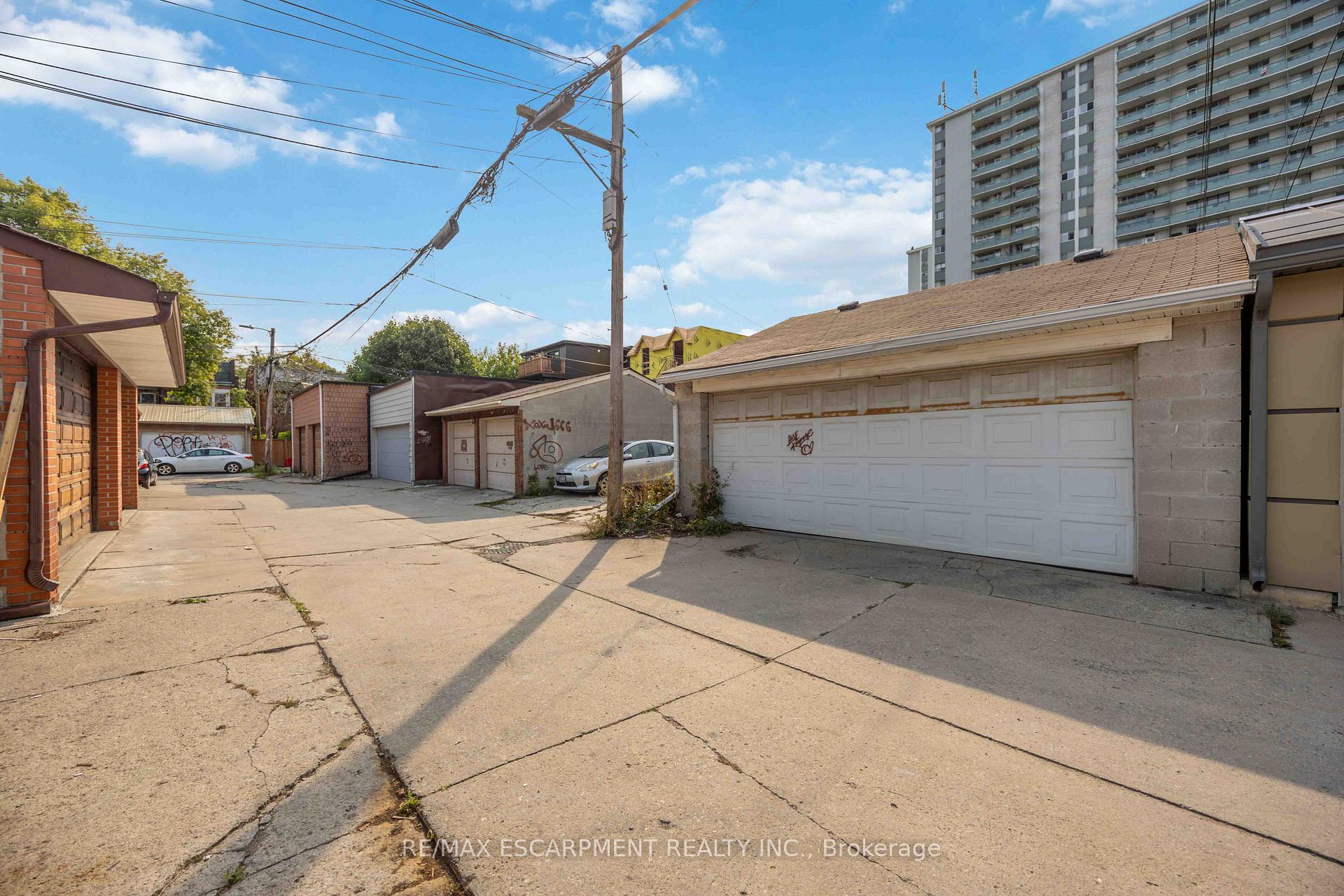 Photo 30 of 689 Dovercourt Road, Toronto, Palmerston-Little Italy — HOMEH