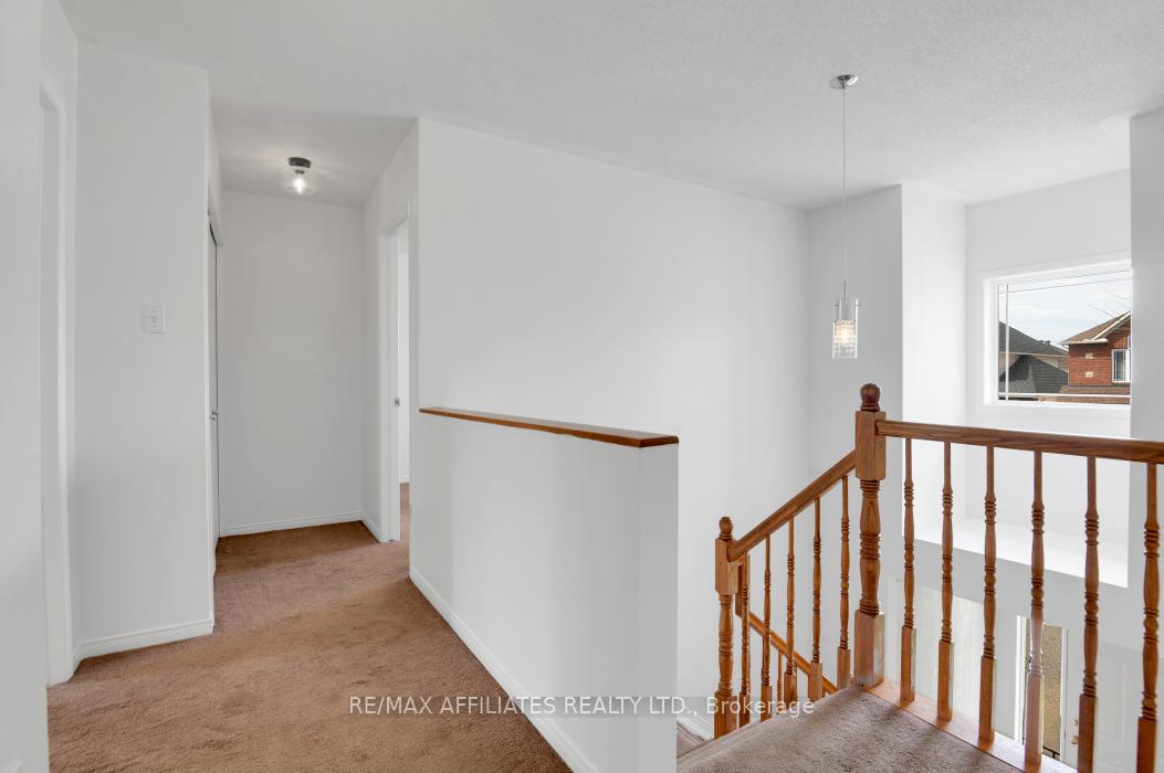 Photo 13 of 2007 Cherington Crescent N, Ottawa, Avalon East — HOMEH