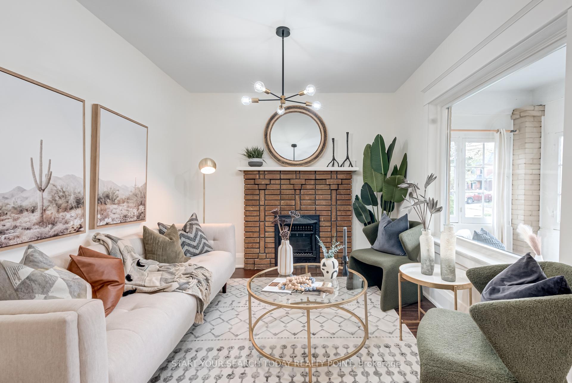 Photo 1 of 25 Epsom Avenue, Toronto, Woodbine-Lumsden — HOMEH