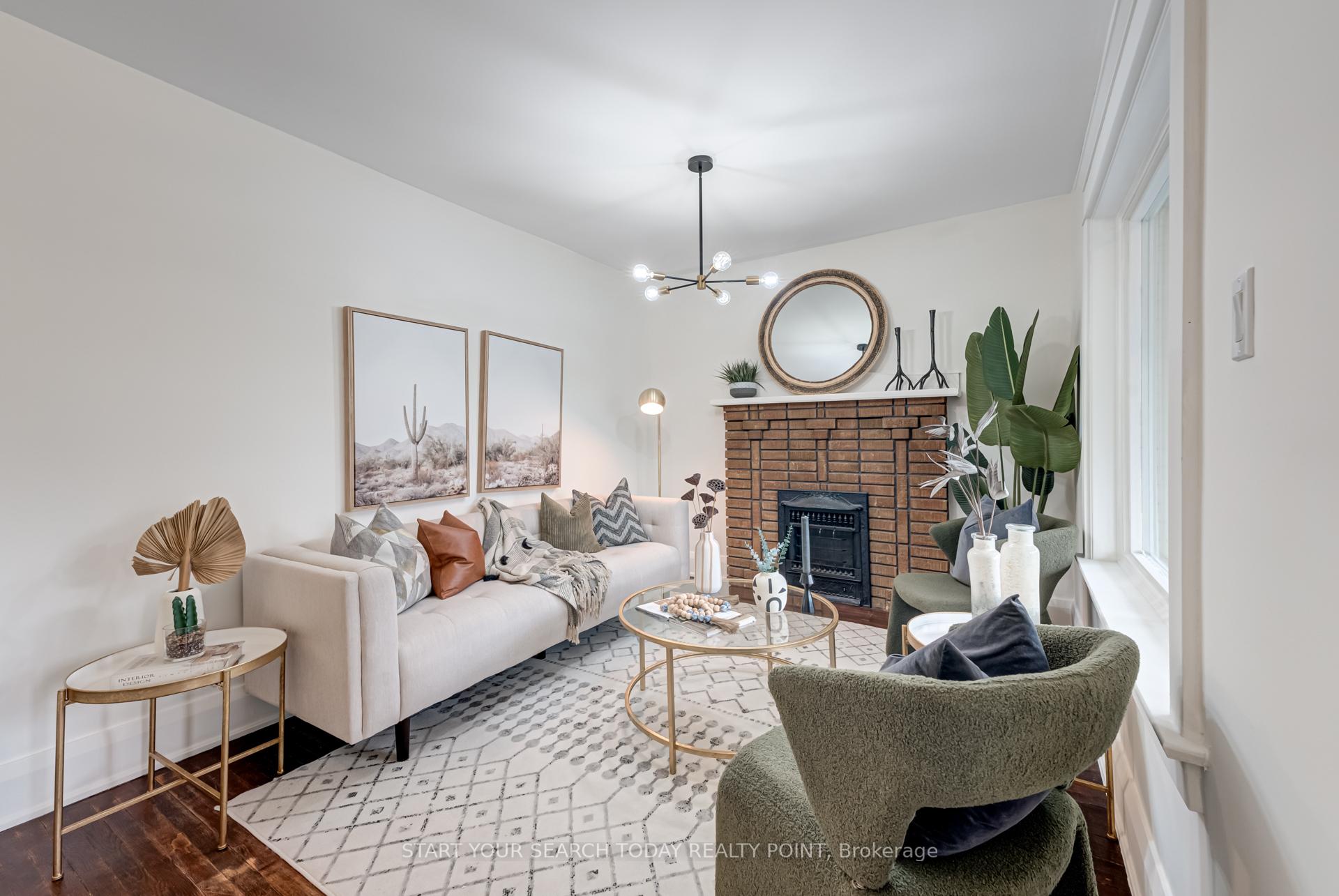 Photo 4 of 25 Epsom Avenue, Toronto, Woodbine-Lumsden — HOMEH