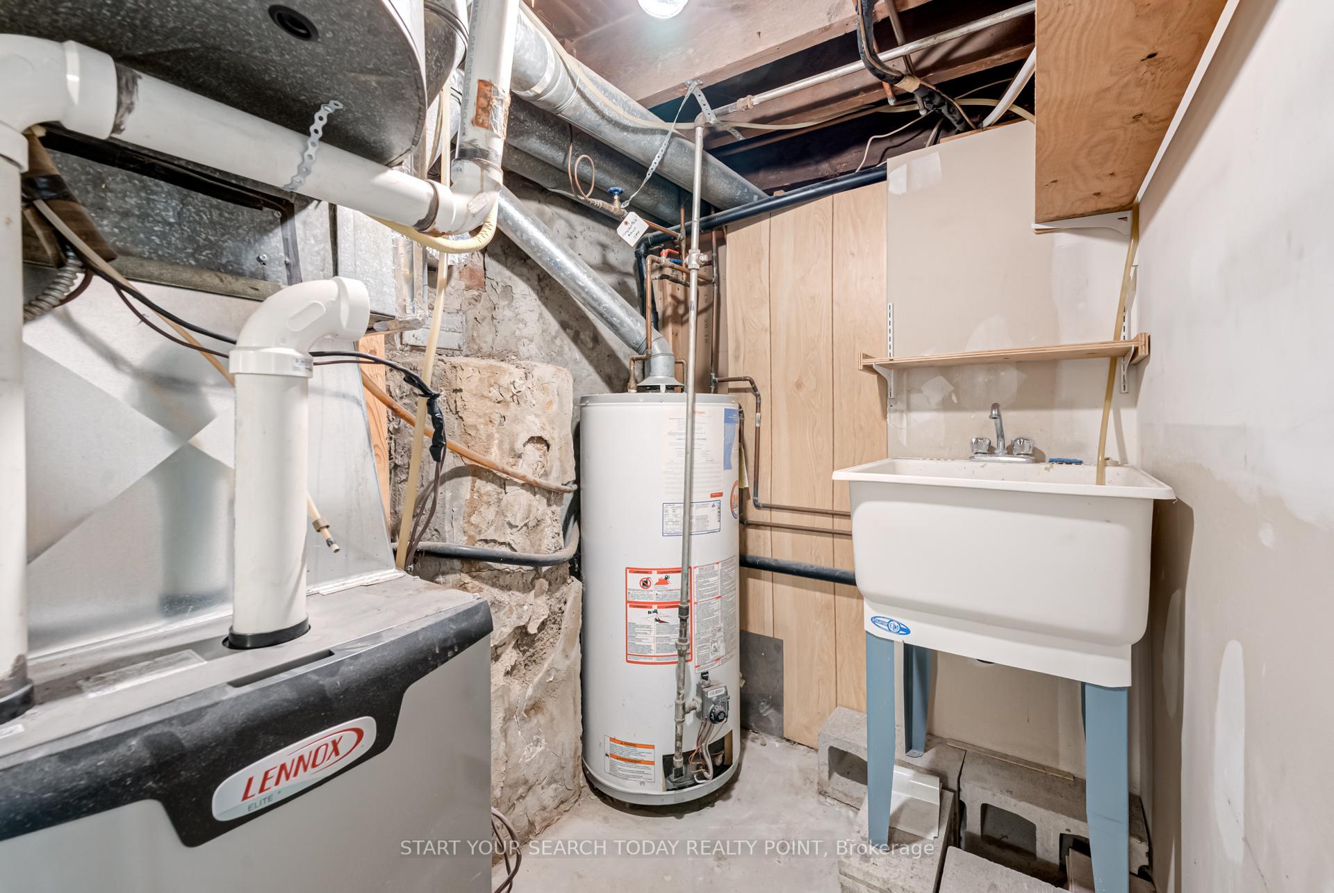 Photo 23 of 25 Epsom Avenue, Toronto, Woodbine-Lumsden — HOMEH