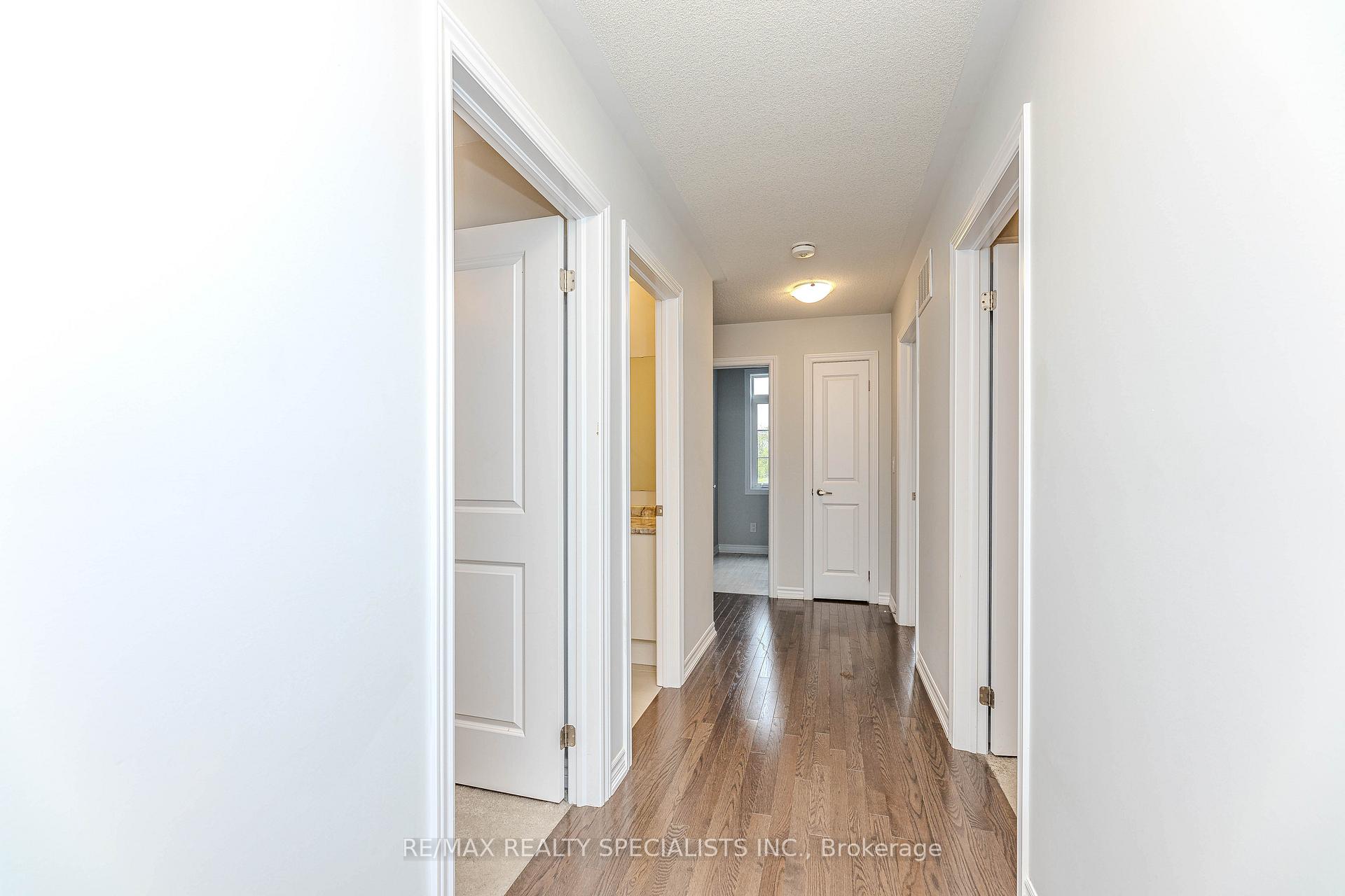 Photo 27 of 23 Bremner Street W, Whitby, Rolling Acres — HOMEH