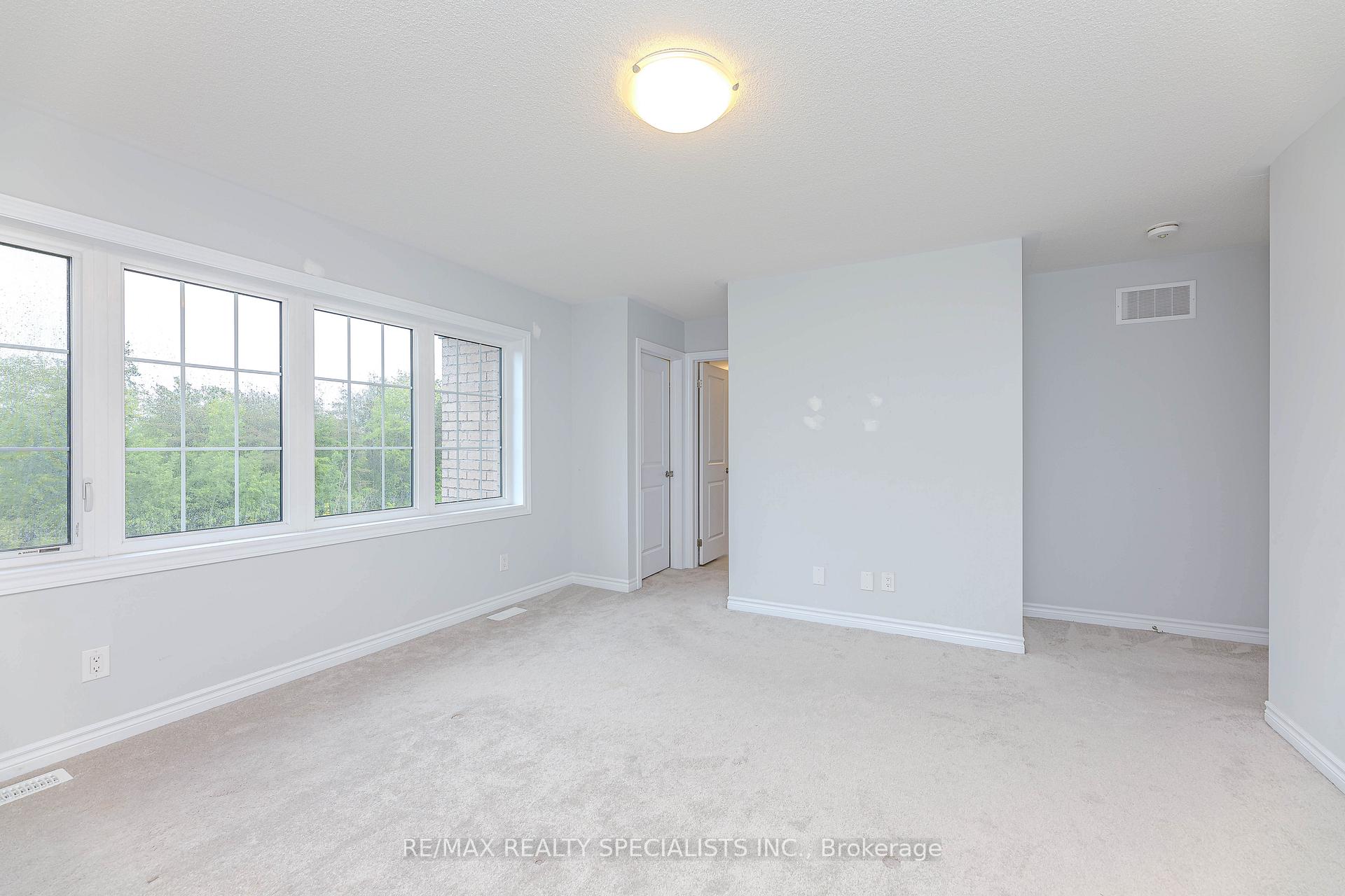 Photo 42 of 23 Bremner Street W, Whitby, Rolling Acres — HOMEH