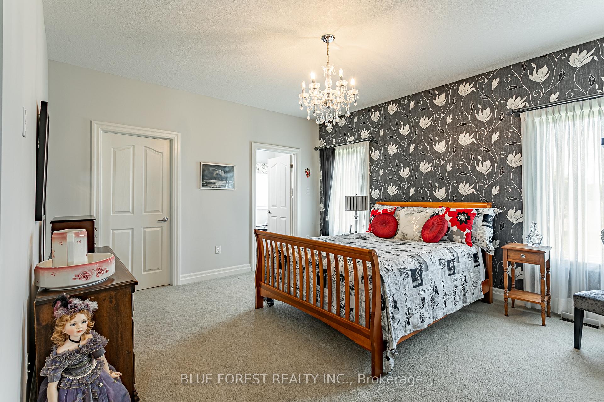 Photo 9 of 10938 Rogers Road, Malahide, Rural Malahide — HOMEH