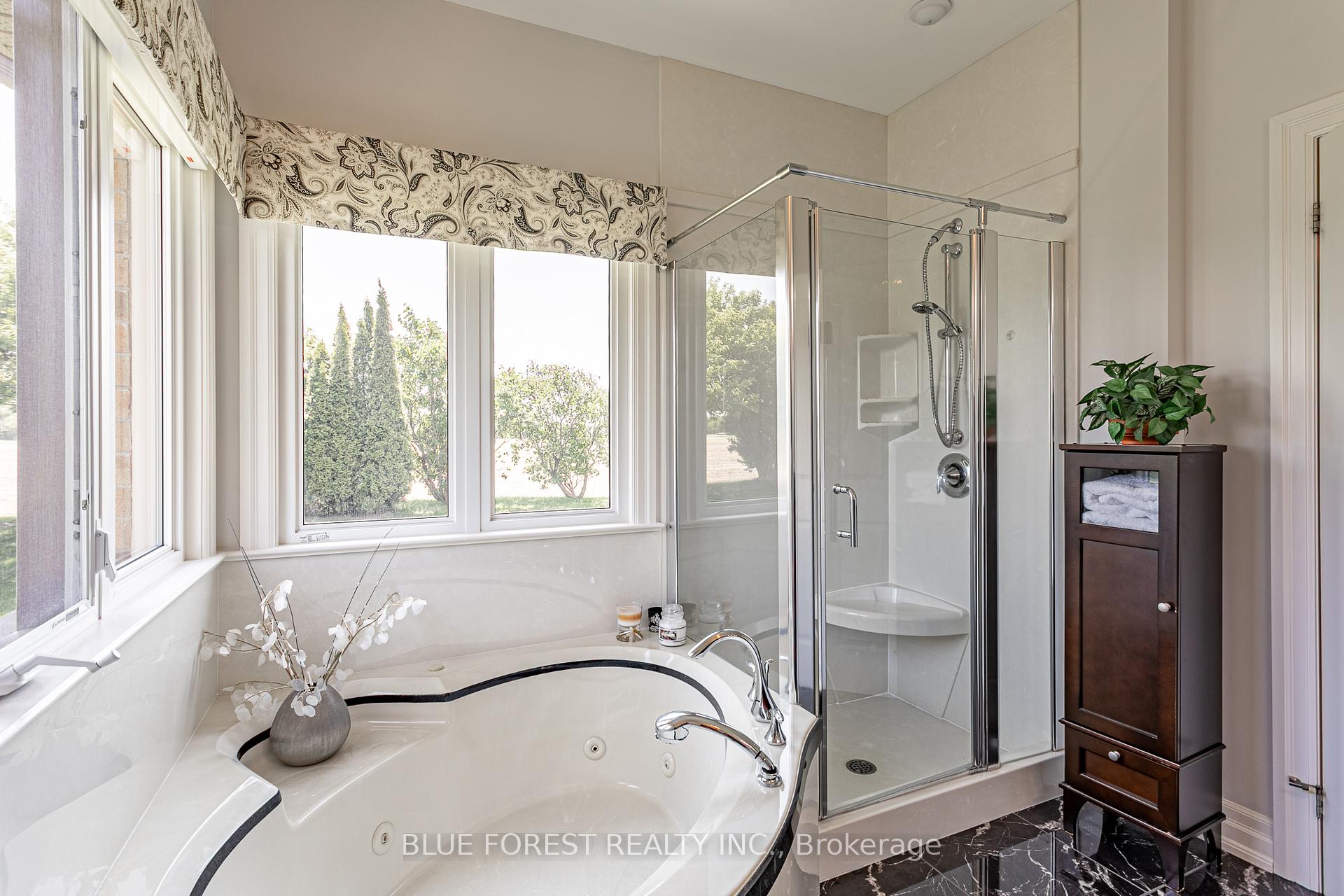 Photo 5 of 10938 Rogers Road, Malahide, Rural Malahide — HOMEH