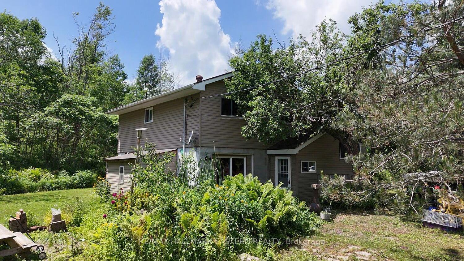 Photo 12 of 1076 County Road 40, Douro-Dummer — HOMEH