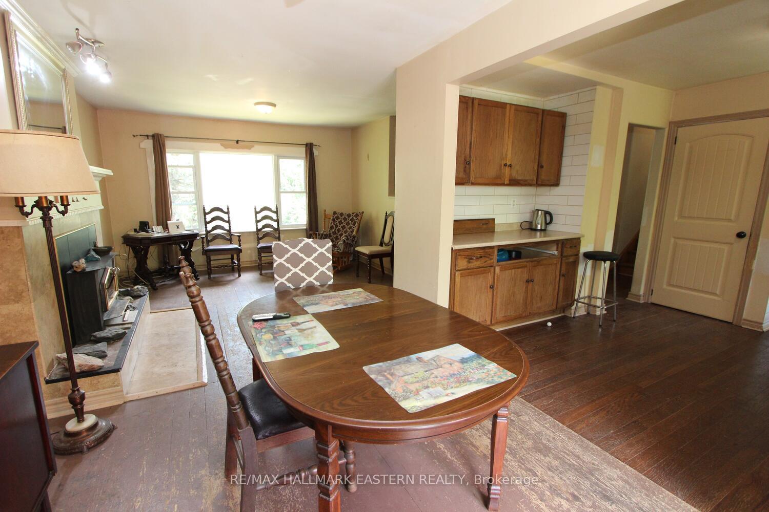 Photo 7 of 1076 County Road 40, Douro-Dummer — HOMEH