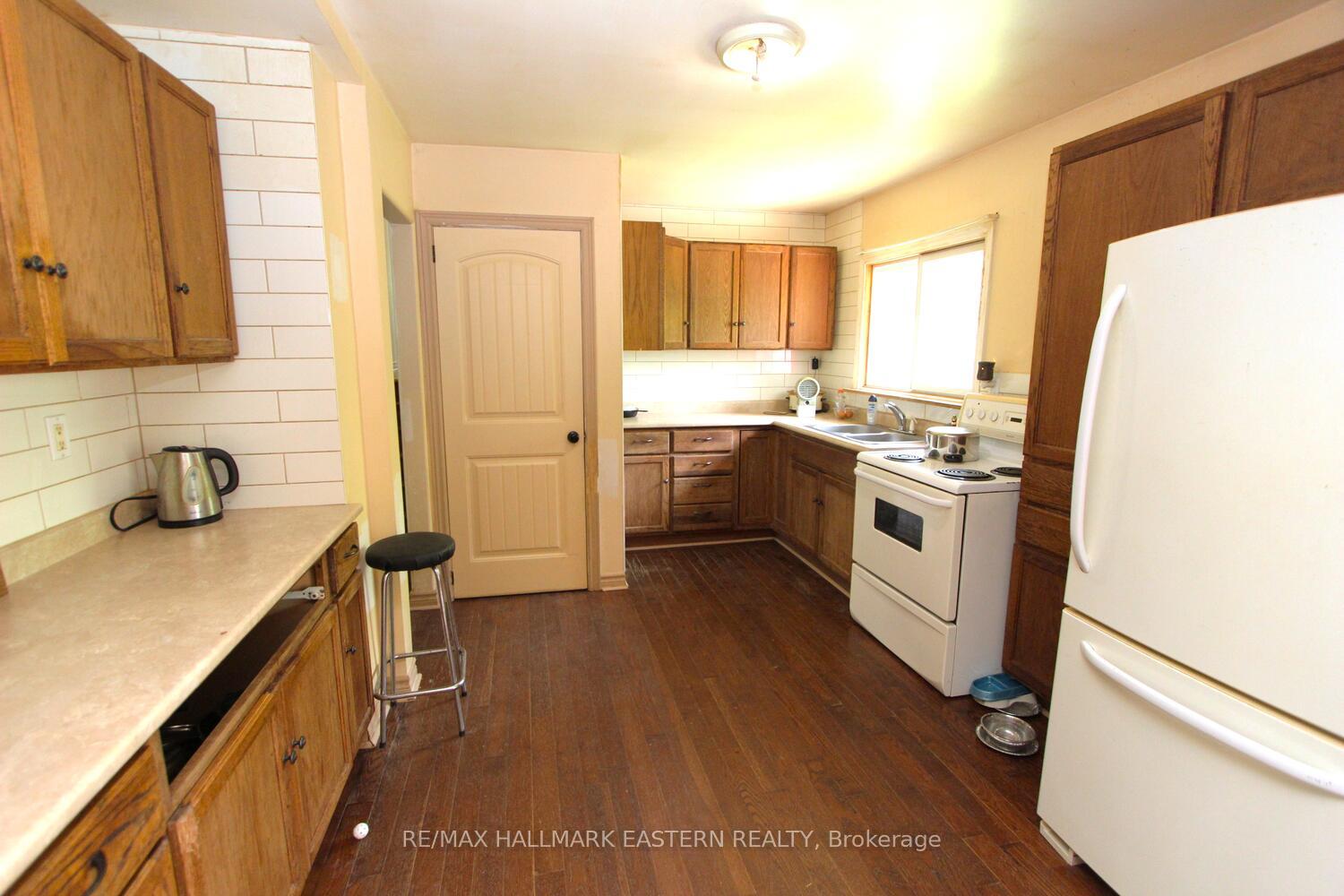 Photo 13 of 1076 County Road 40, Douro-Dummer — HOMEH