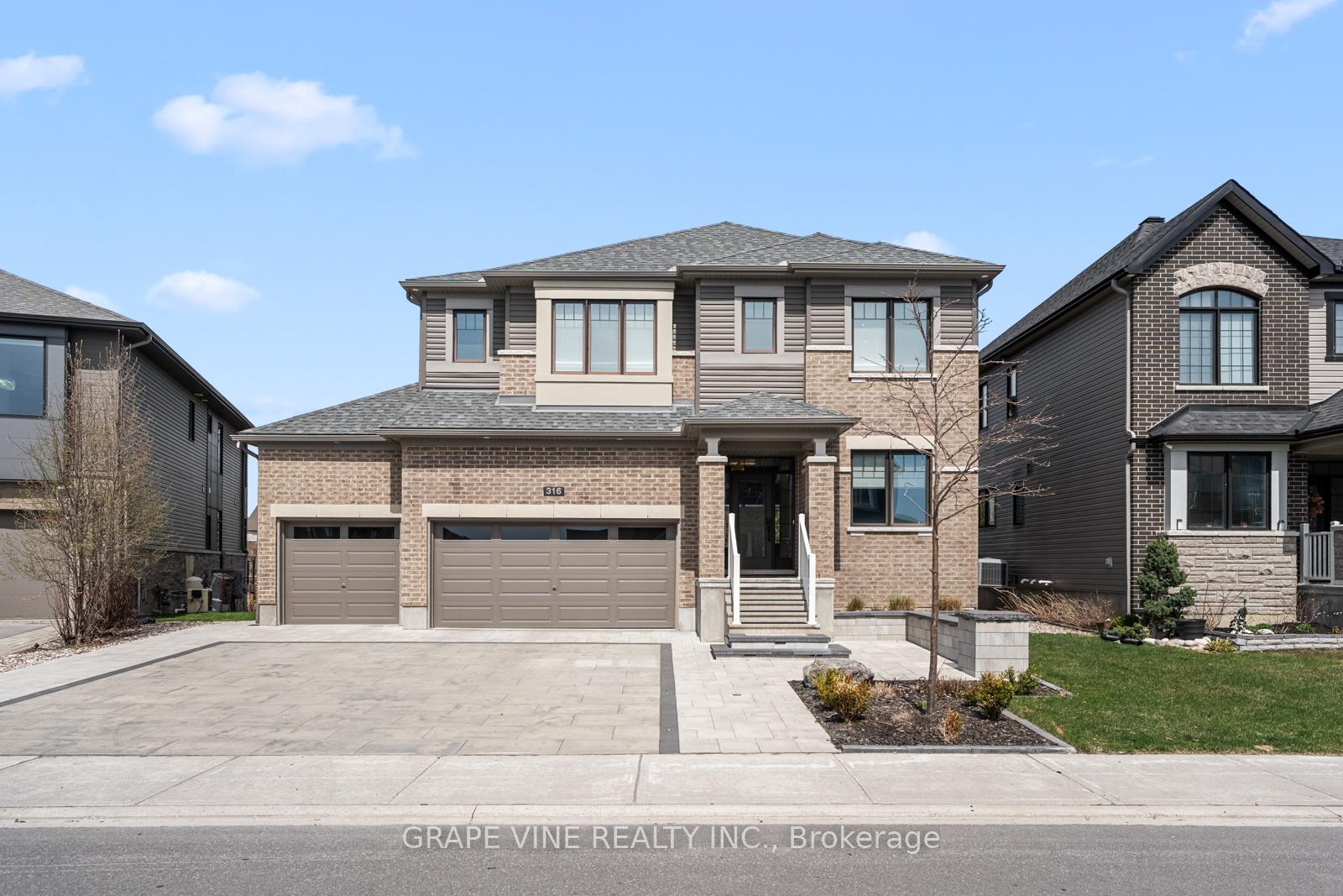 Photo 1 of 316 Eaglehead Crescent, Ottawa, Stittsville (North) — HOMEH