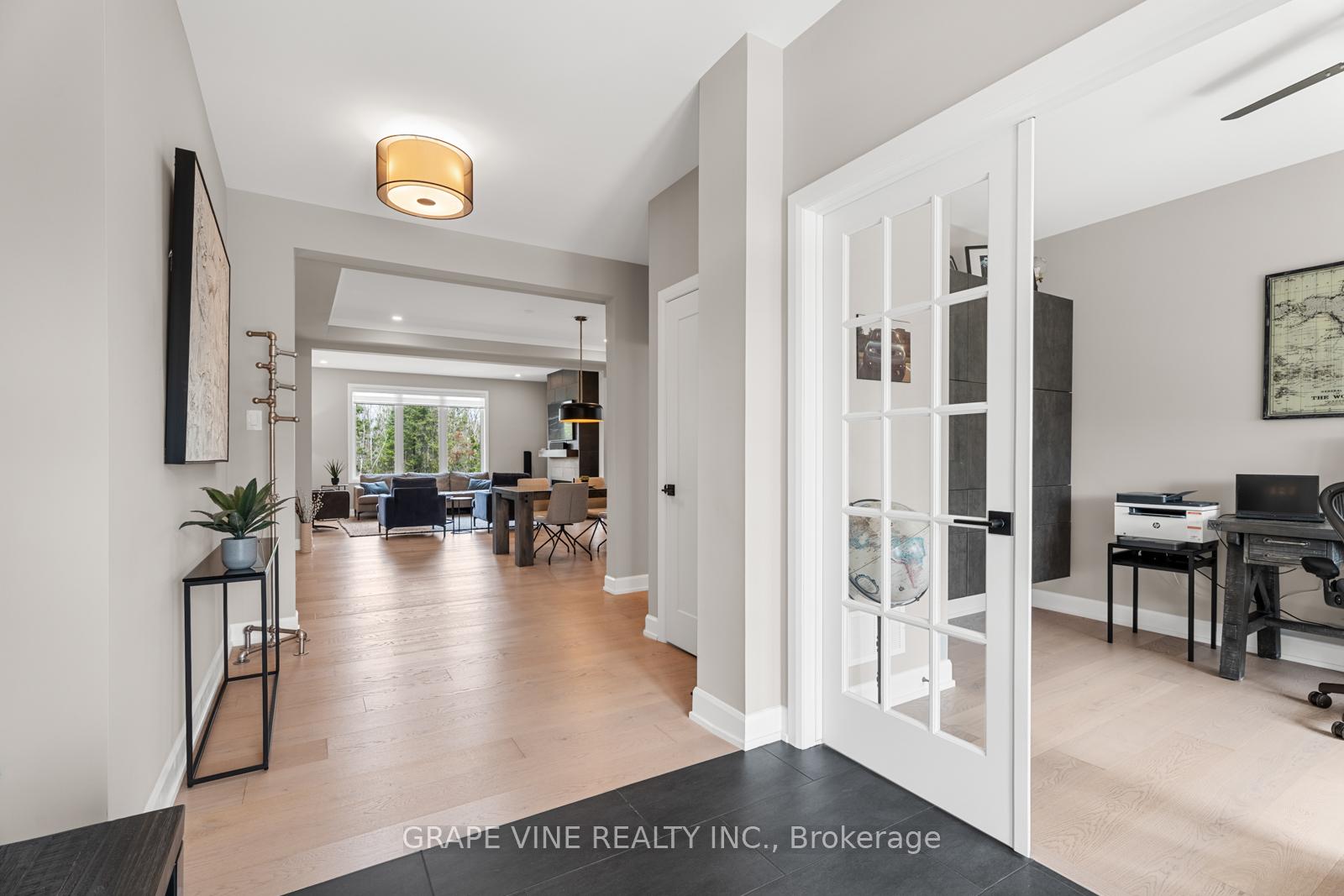 Photo 8 of 316 Eaglehead Crescent, Ottawa, Stittsville (North) — HOMEH