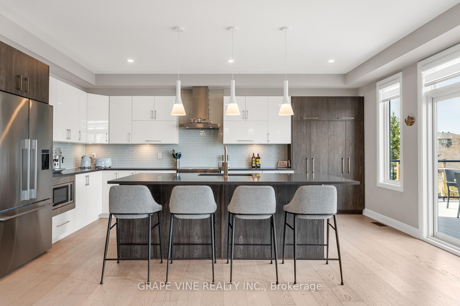 Photo 15 of 316 Eaglehead Crescent, Ottawa, Stittsville (North) — HOMEH