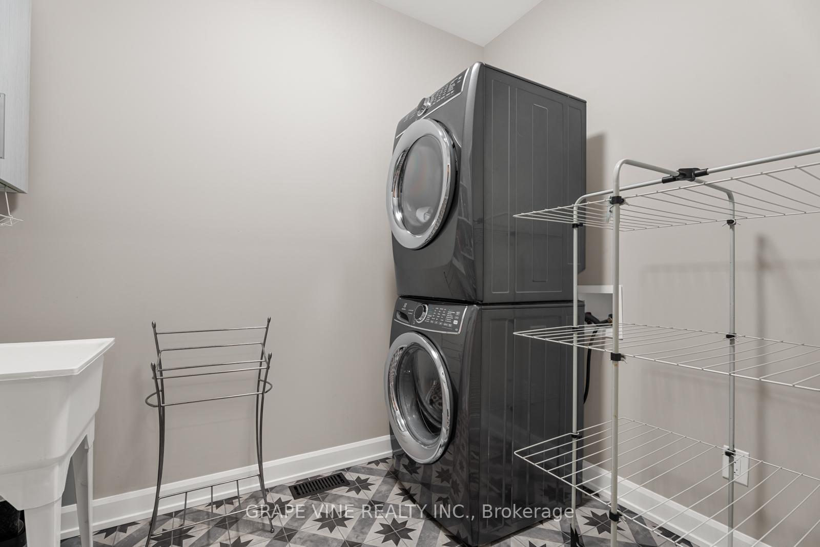 Photo 34 of 316 Eaglehead Crescent, Ottawa, Stittsville (North) — HOMEH