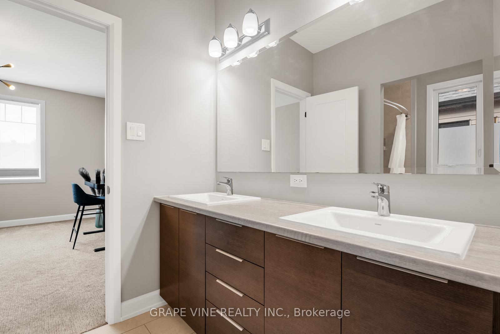 Photo 37 of 316 Eaglehead Crescent, Ottawa, Stittsville (North) — HOMEH