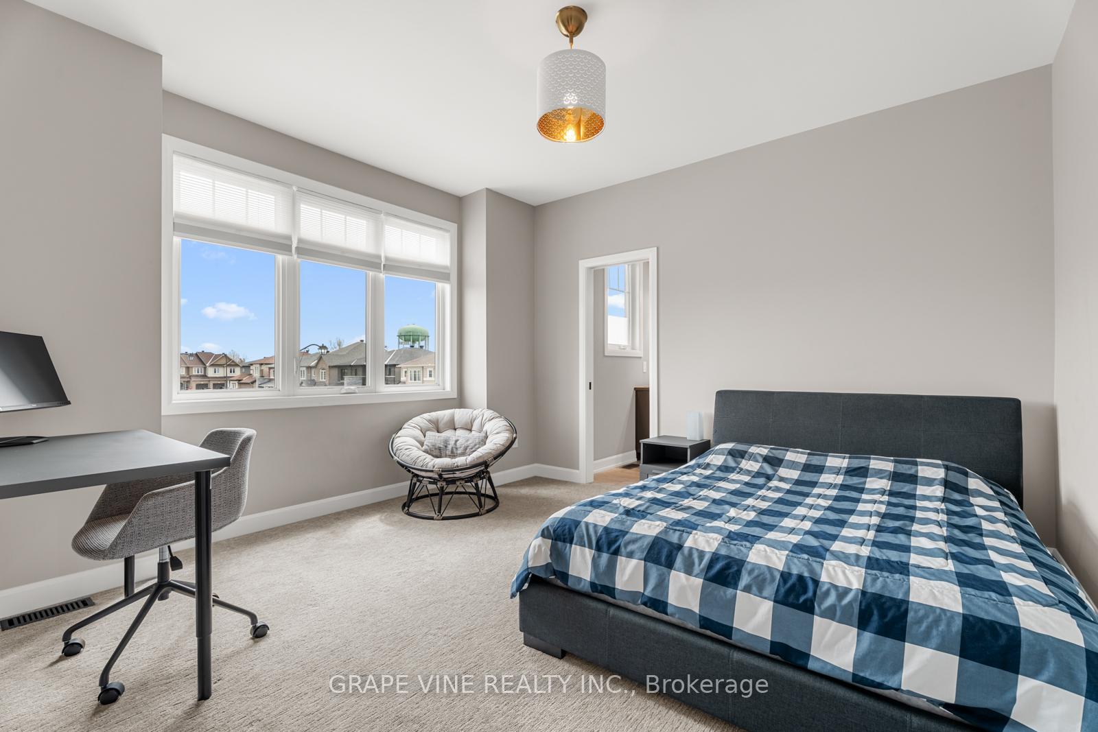Photo 38 of 316 Eaglehead Crescent, Ottawa, Stittsville (North) — HOMEH