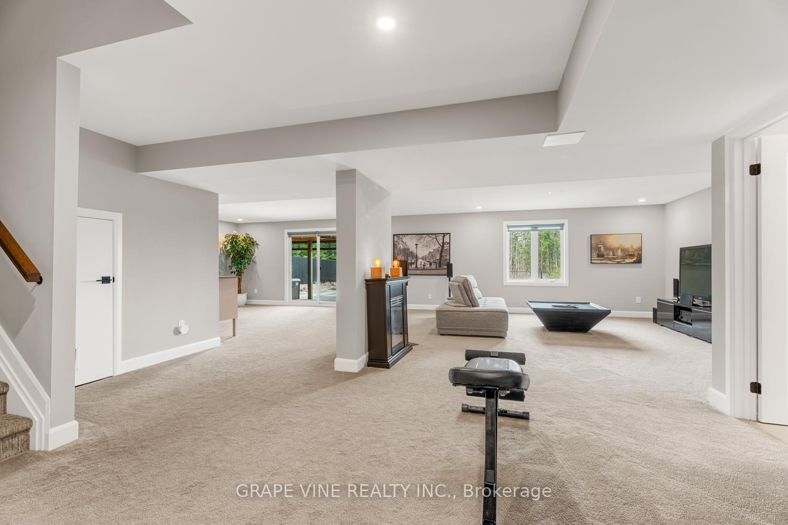 Photo 44 of 316 Eaglehead Crescent, Ottawa, Stittsville (North) — HOMEH