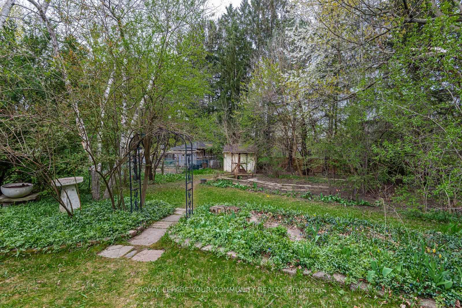 Photo 24 of 41 Romfield Circuit S, Markham, Royal Orchard — HOMEH