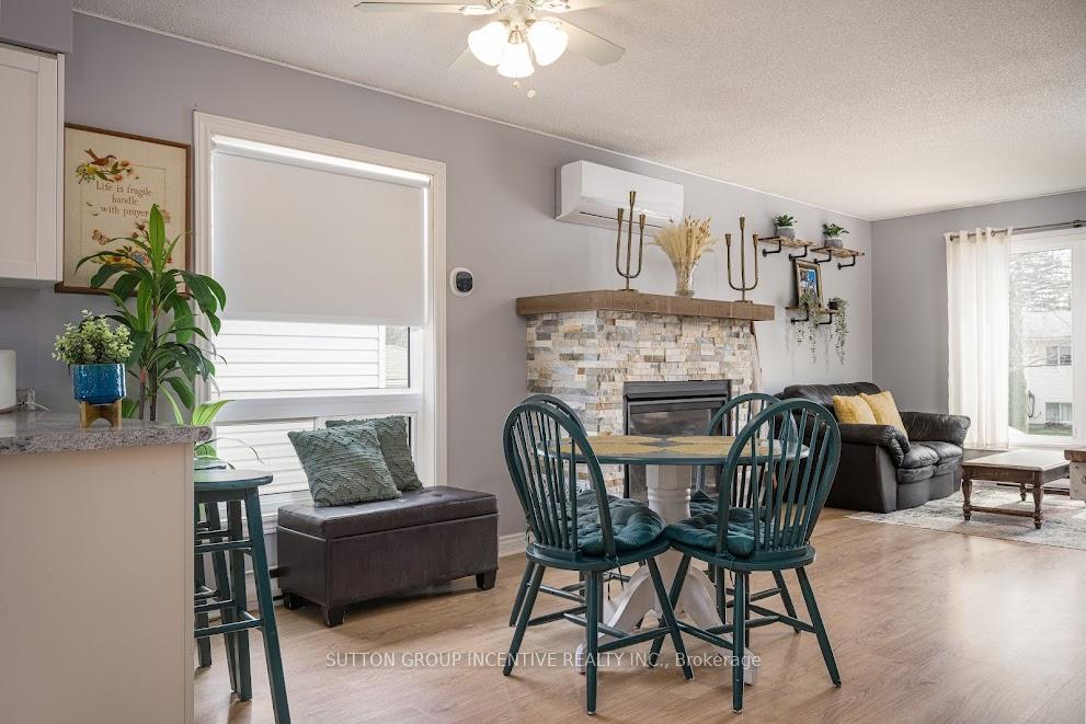 Photo 5 of 28 Dyer Drive, Wasaga Beach — HOMEH