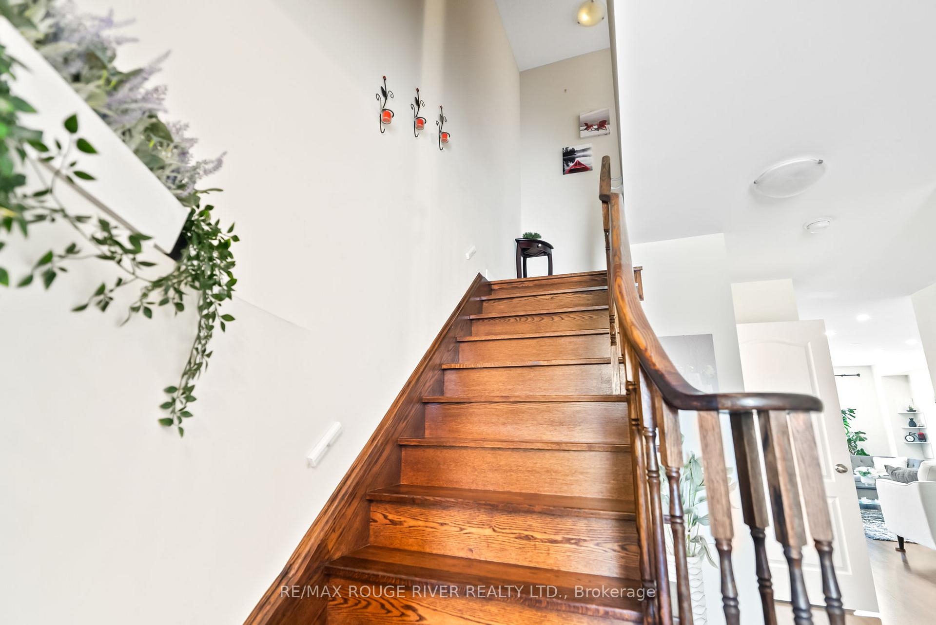 Photo 12 of 61 Mantz Crescent, Whitby, Taunton North — HOMEH