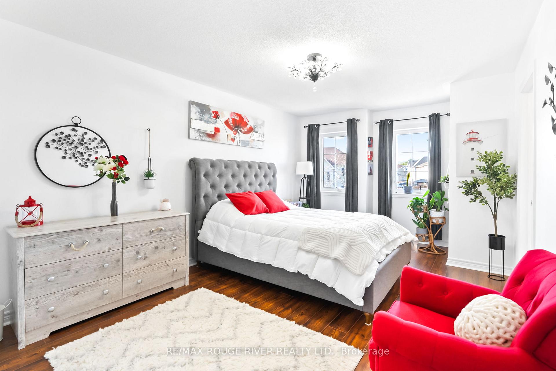Photo 18 of 61 Mantz Crescent, Whitby, Taunton North — HOMEH
