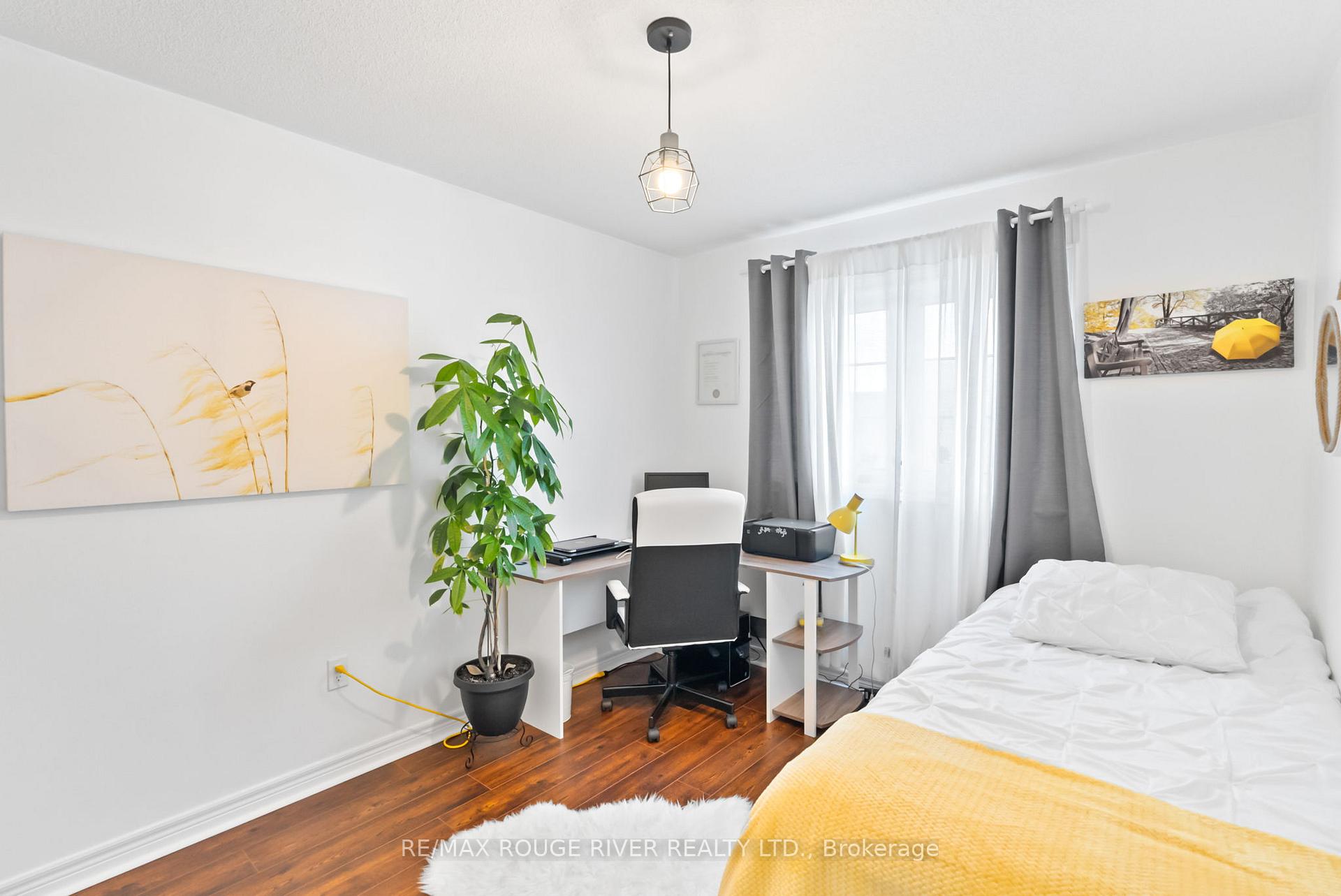 Photo 17 of 61 Mantz Crescent, Whitby, Taunton North — HOMEH