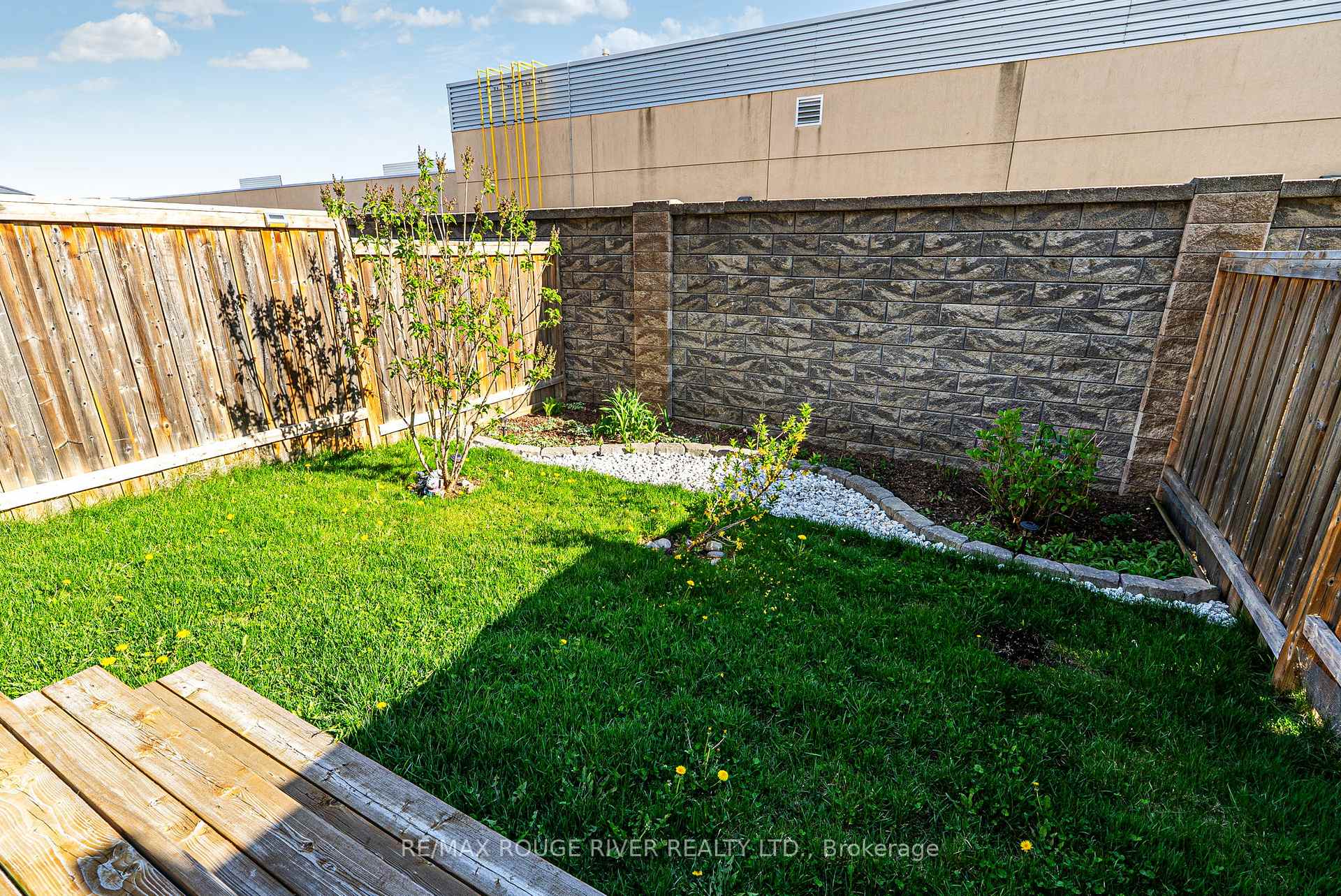 Photo 41 of 61 Mantz Crescent, Whitby, Taunton North — HOMEH