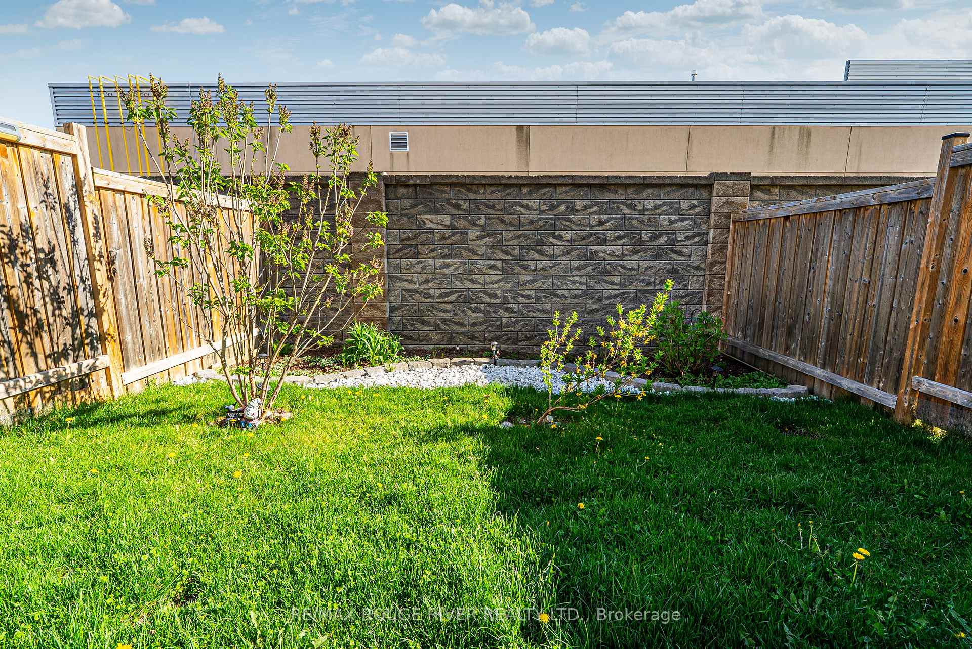 Photo 36 of 61 Mantz Crescent, Whitby, Taunton North — HOMEH