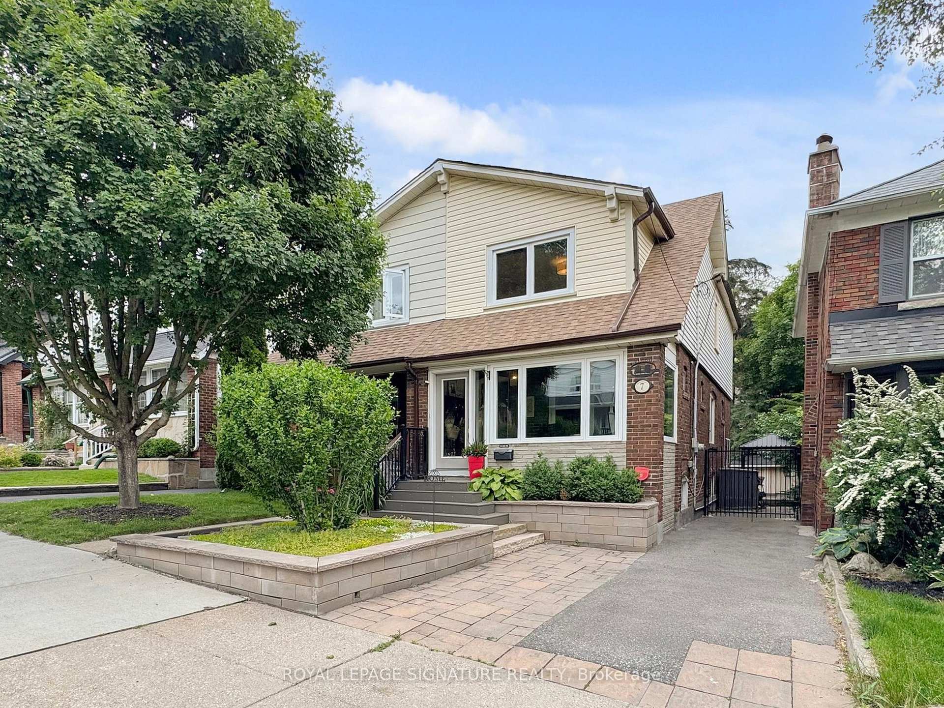 Photo 1 of 7 Firstbrooke Road, Toronto, East End-Danforth — HOMEH