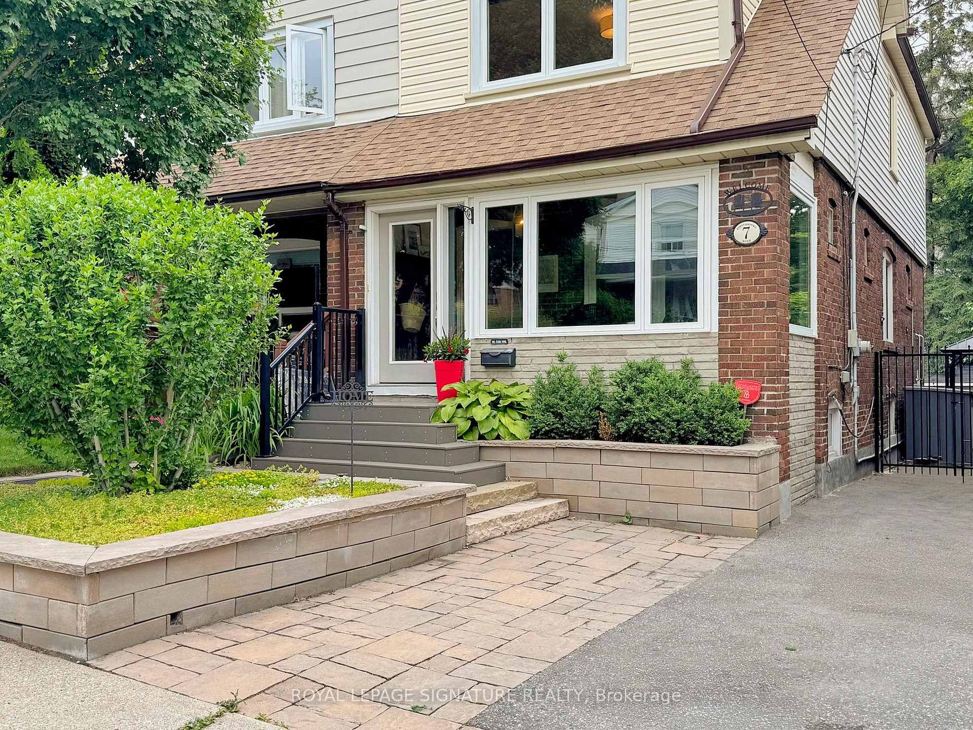 Photo 17 of 7 Firstbrooke Road, Toronto, East End-Danforth — HOMEH