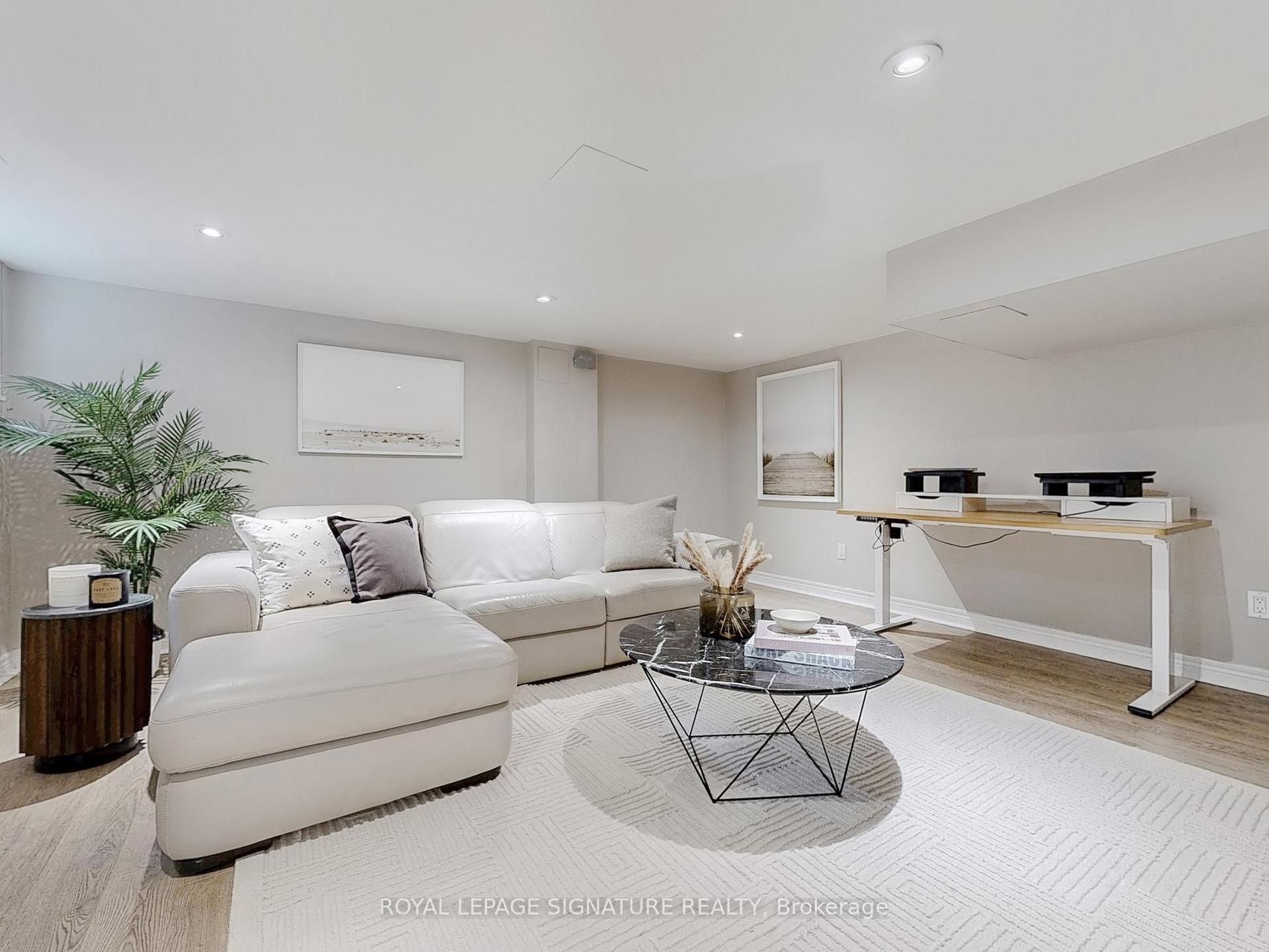 Photo 15 of 7 Firstbrooke Road, Toronto, East End-Danforth — HOMEH