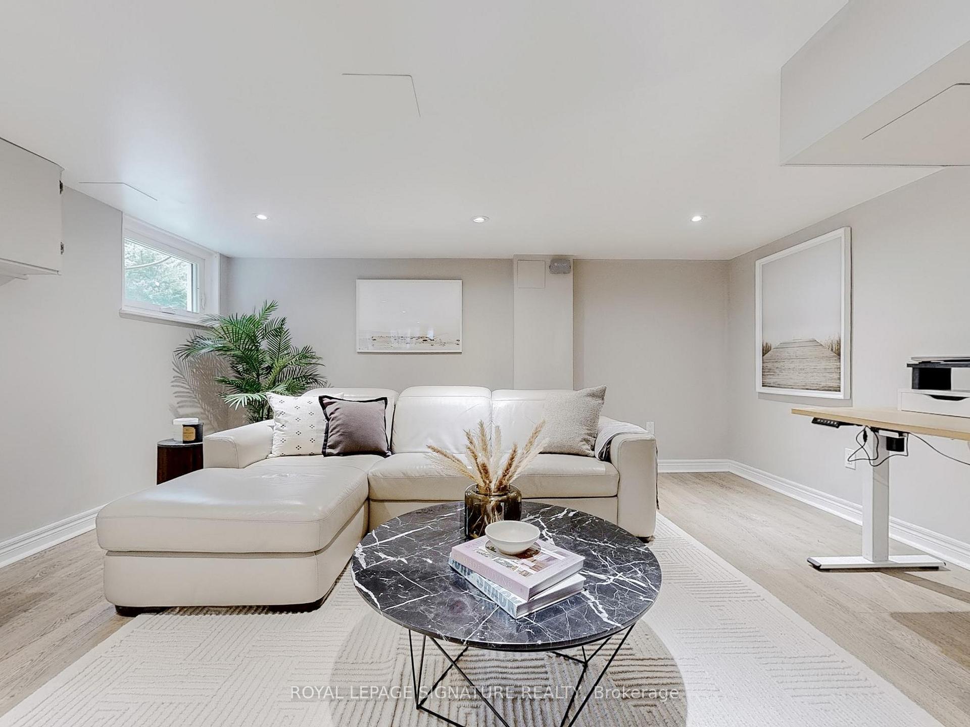 Photo 33 of 7 Firstbrooke Road, Toronto, East End-Danforth — HOMEH