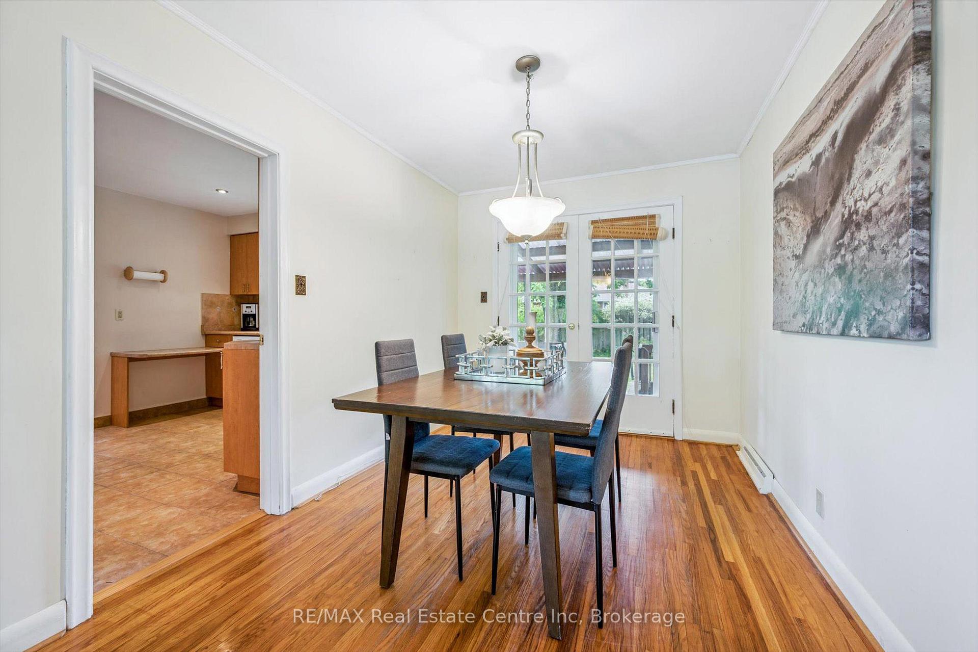 Photo 8 of 29 Echo Drive, Guelph, Dovercliffe Park/Old University — HOMEH